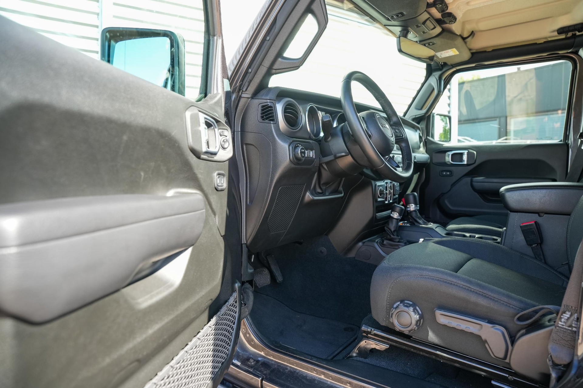 Jeep Gladiator sport 3.6 V6 2024 GRANITE CRYSTAL MET. CLEAR COAT (PAU/QAUS) 6