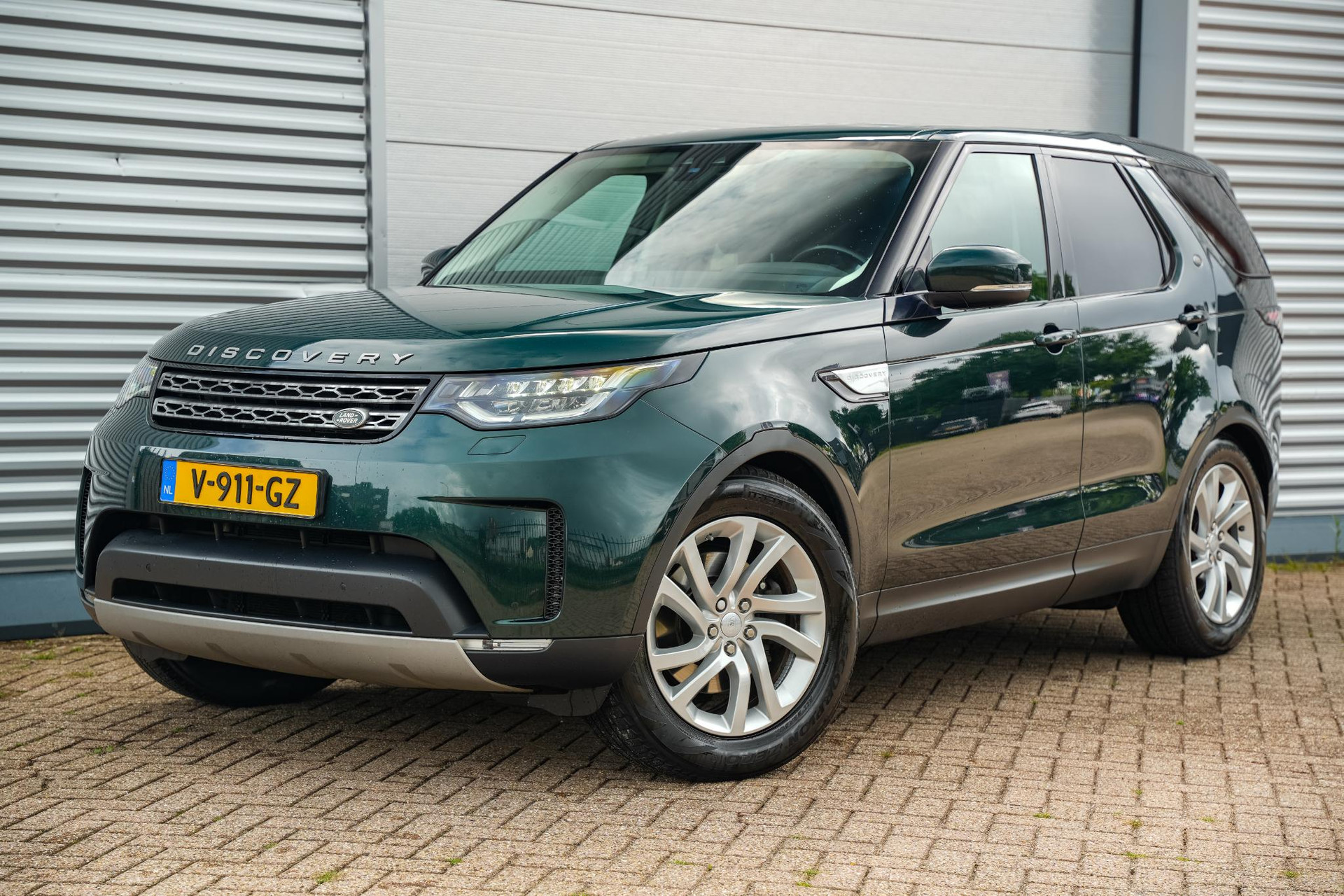 Land Rover Discovery 3.0 SDV6 HSE Luxury 2017 Groen 30