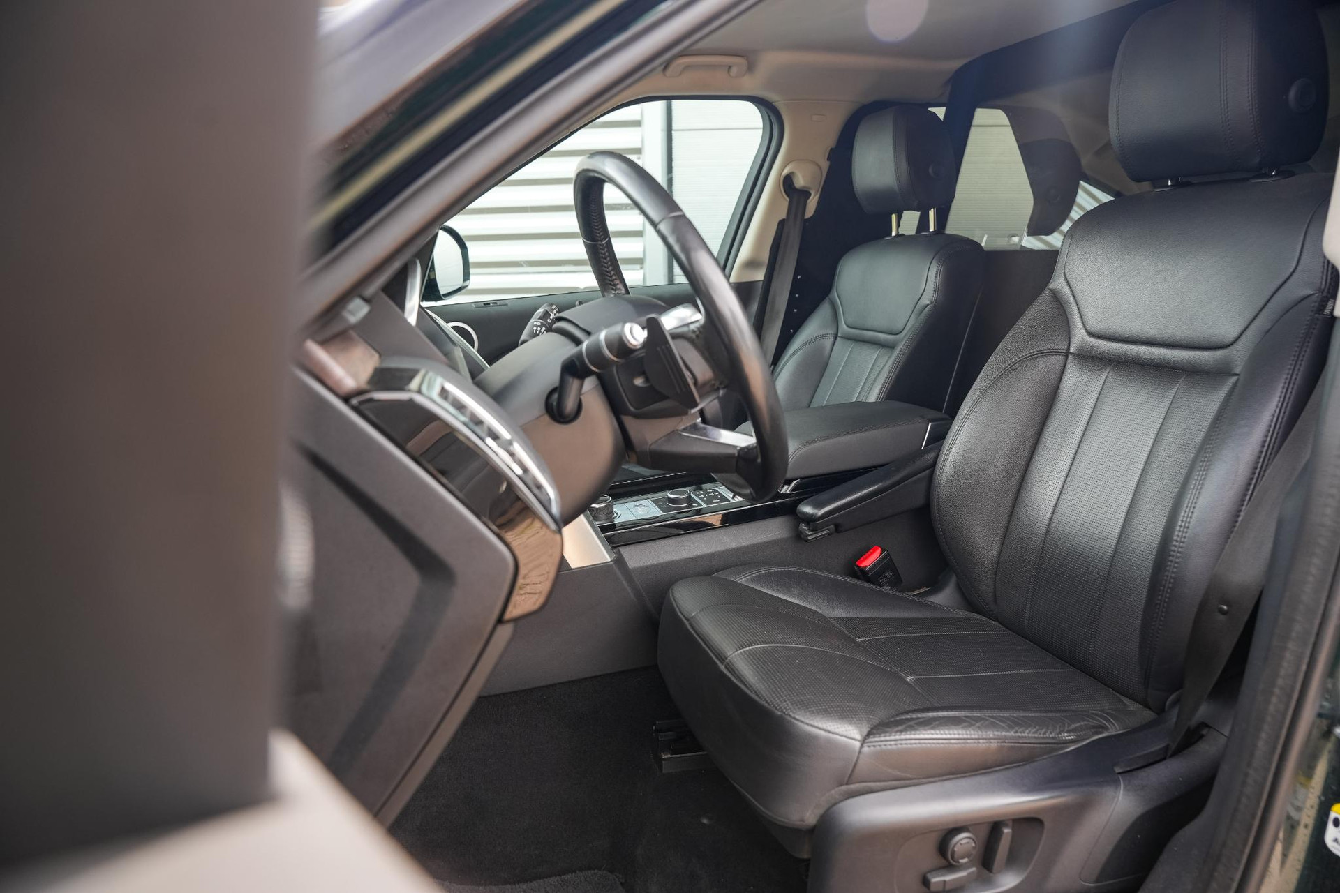 Land Rover Discovery 3.0 SDV6 HSE Luxury 2017 Groen 6