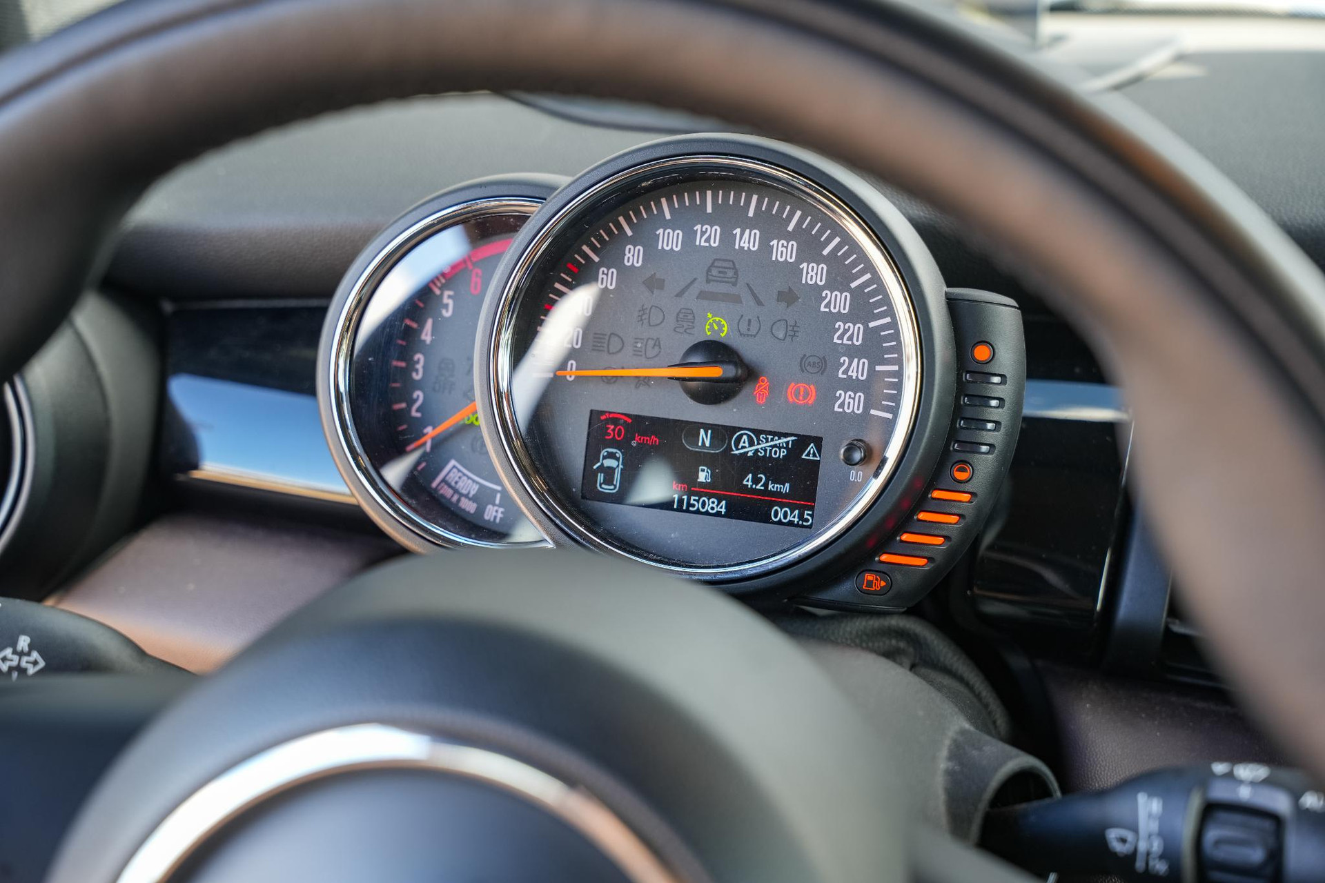 MINI 3-deurs 1.5 Cooper D Chili 2014 Deep blue metallic 18
