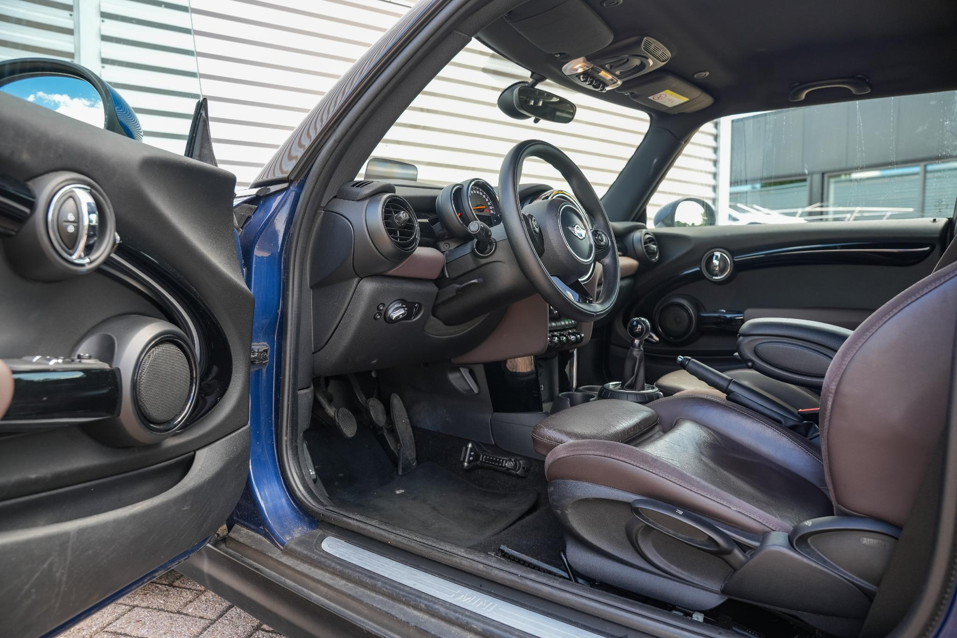 MINI 3-deurs 1.5 Cooper D Chili 2014 Deep blue metallic 2