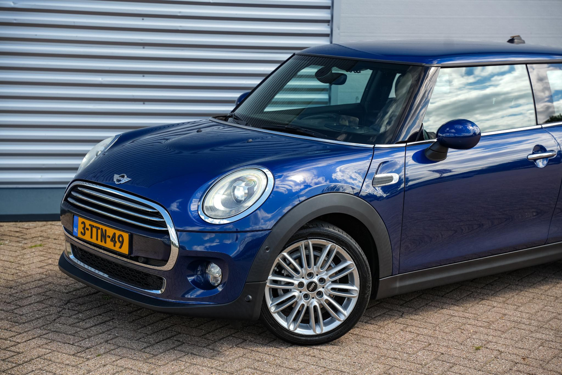 MINI 3-deurs 1.5 Cooper D Chili 2014 Deep blue metallic 25