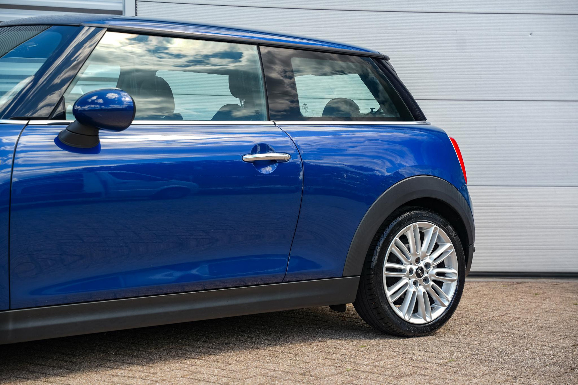 MINI 3-deurs 1.5 Cooper D Chili 2014 Deep blue metallic 26