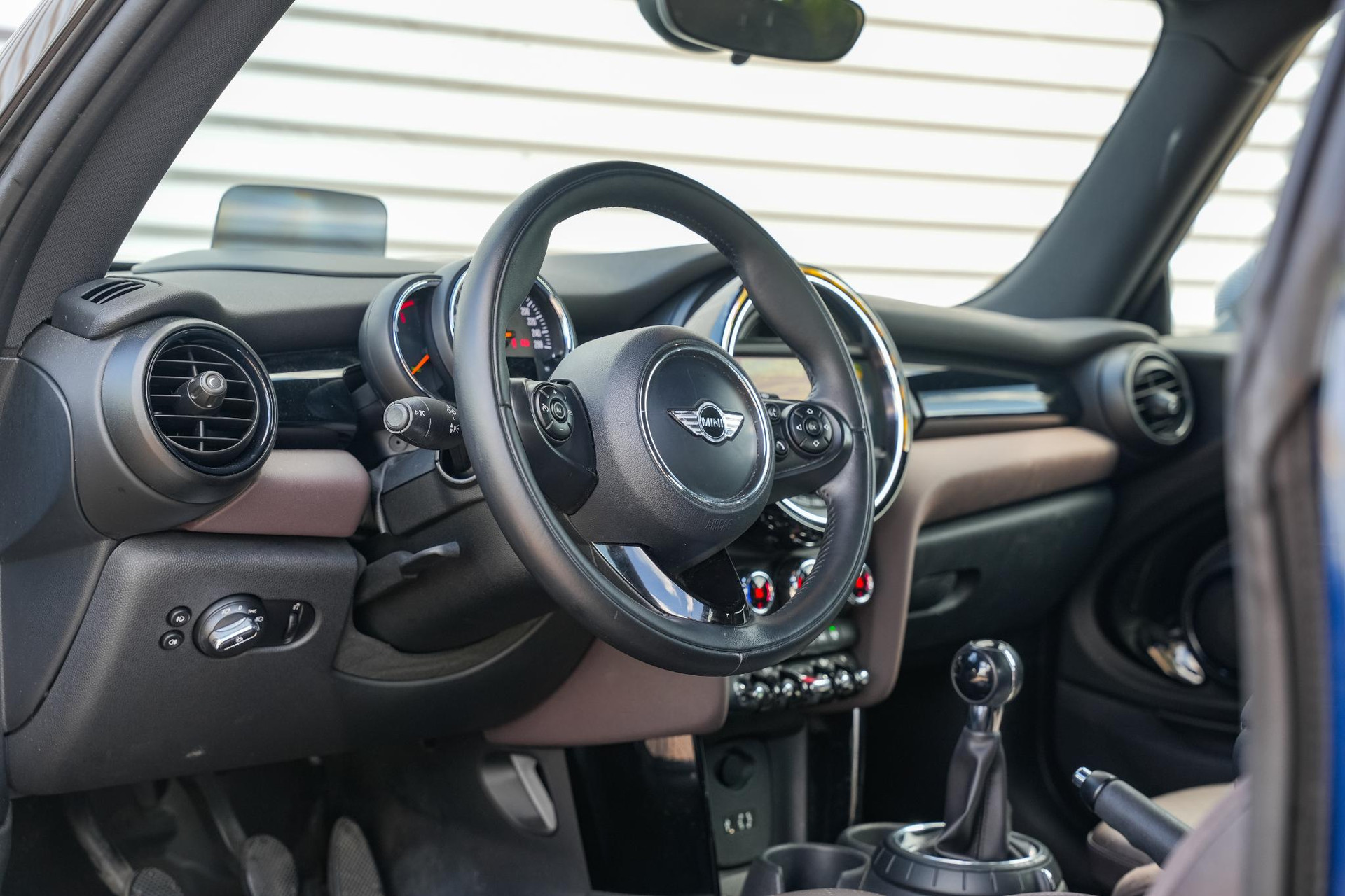 MINI 3-deurs 1.5 Cooper D Chili 2014 Deep blue metallic 4