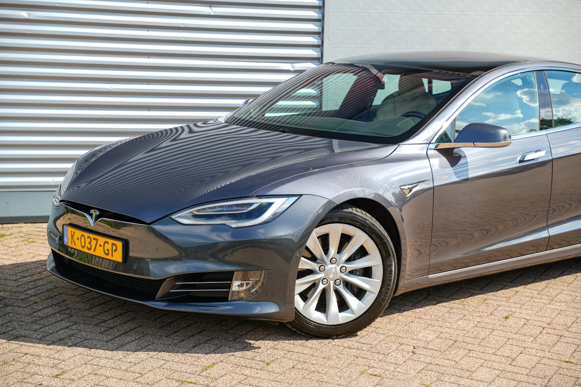 Tesla Model S Long Range 2020 Midnight silver metallic 29
