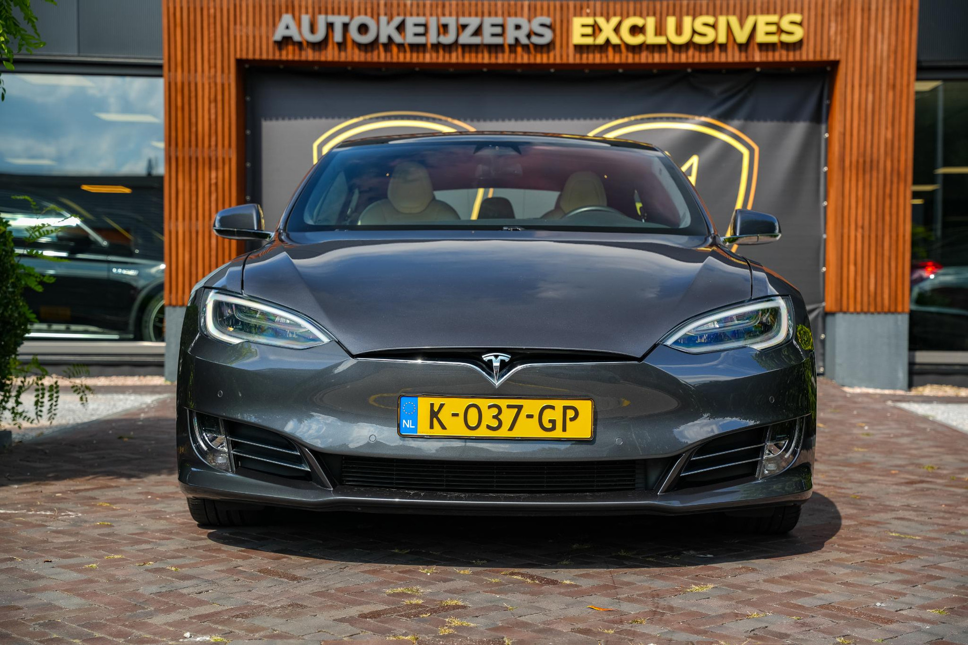 Tesla Model S Long Range 2020 Midnight silver metallic 3