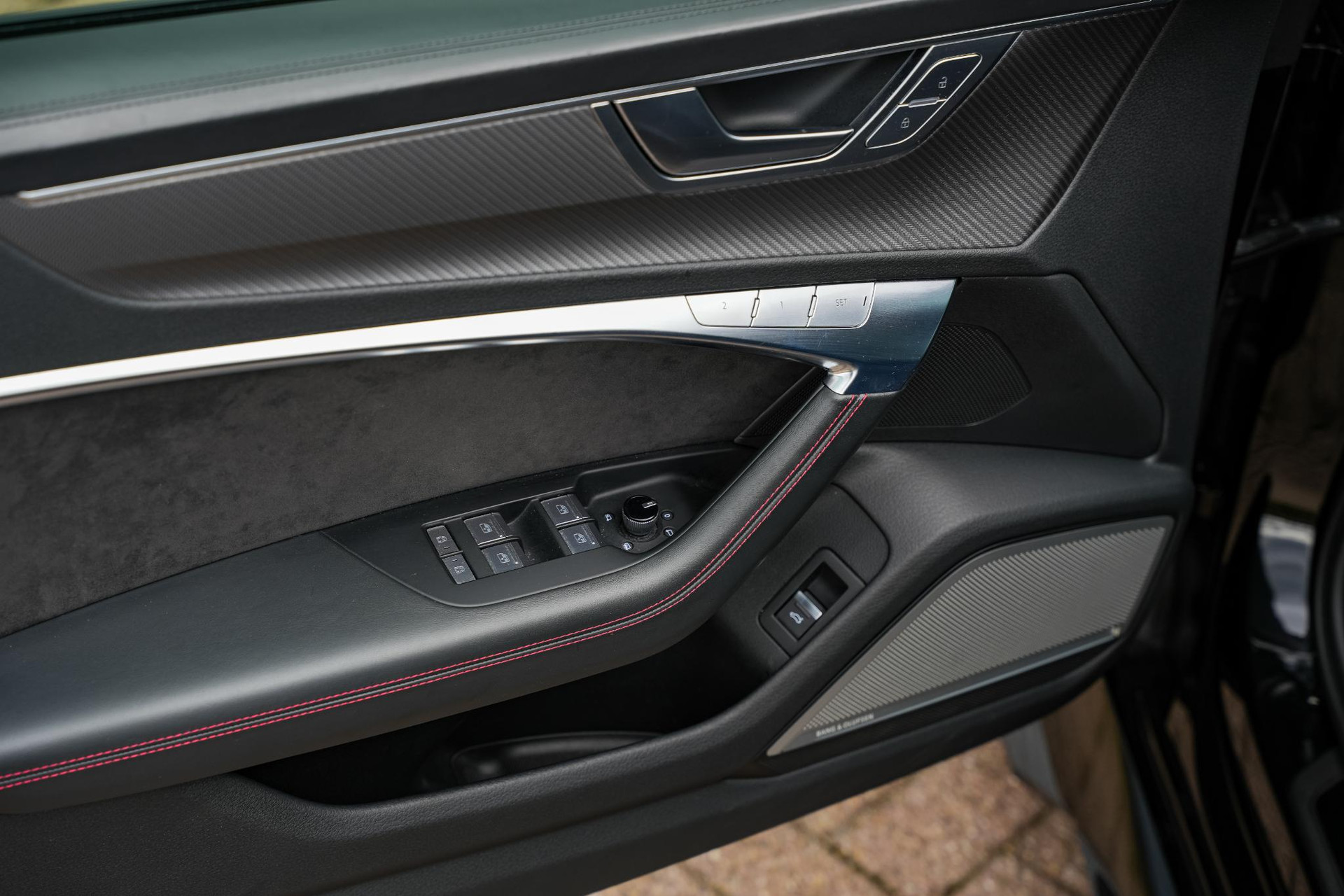 Audi A6 Avant RS 6 TFSI quattro 2019 Mythoszwart metallic 14