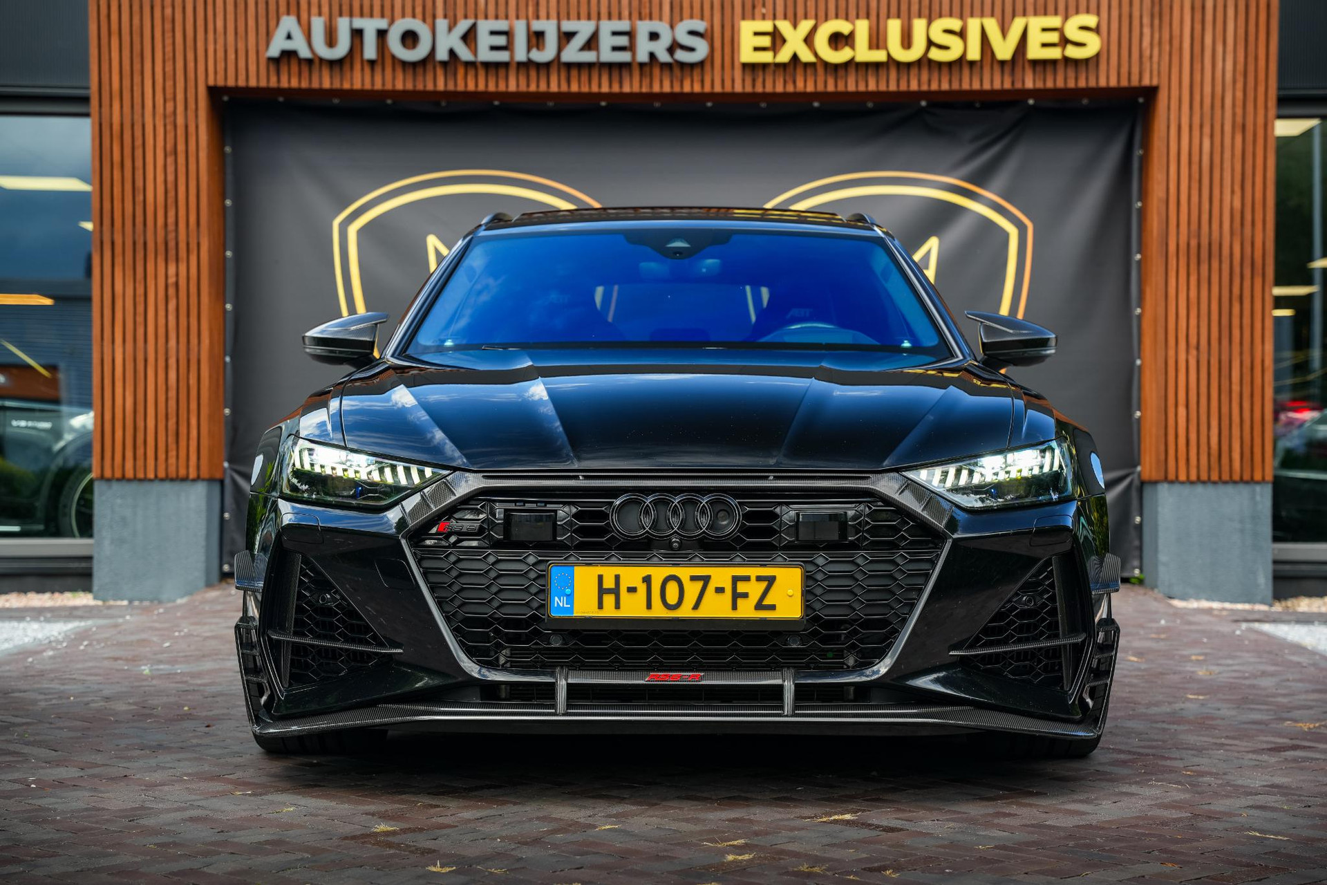 Audi A6 Avant RS 6 TFSI quattro 2019 Mythoszwart metallic 3