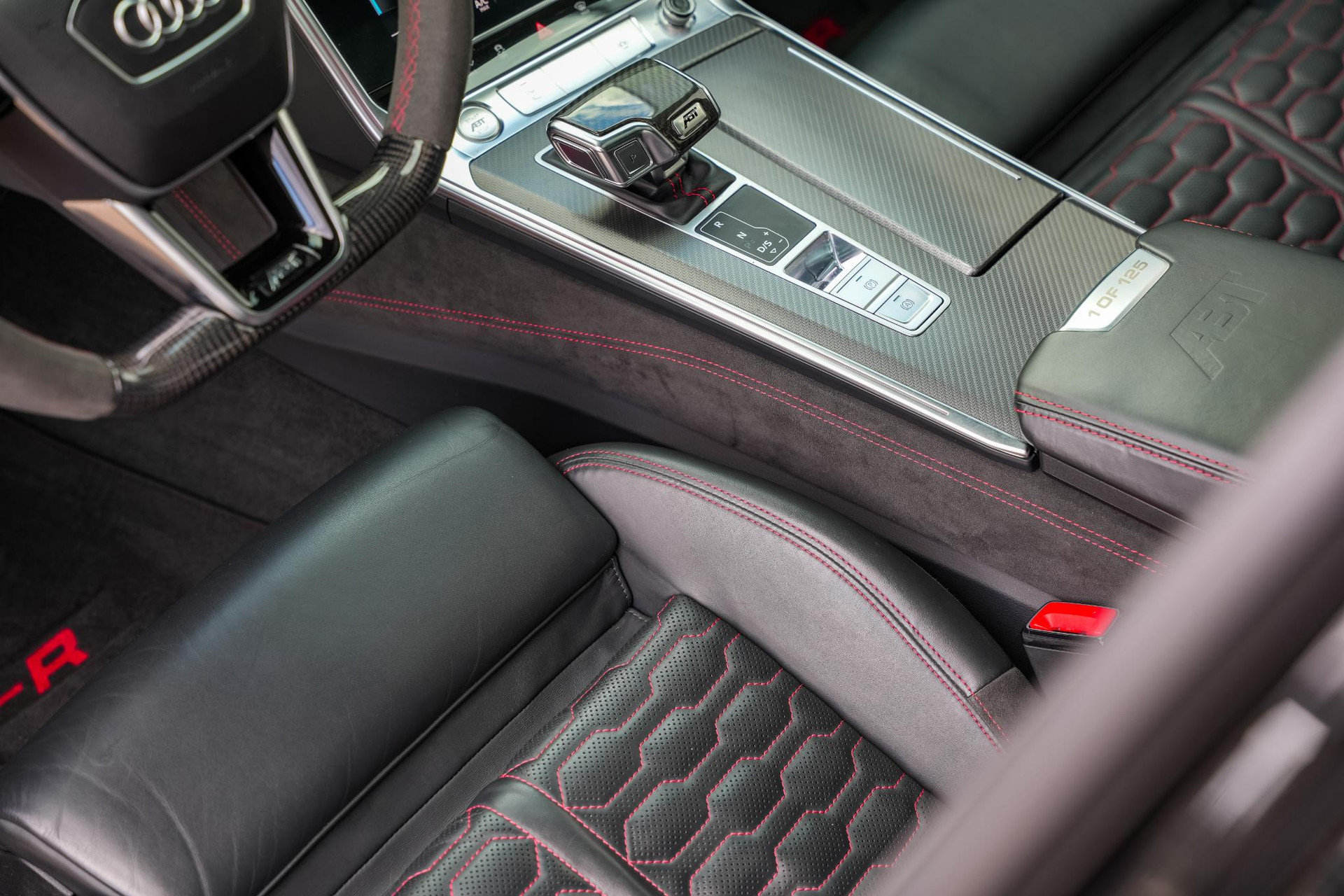 Audi A6 Avant RS 6 TFSI quattro 2019 Mythoszwart metallic 31