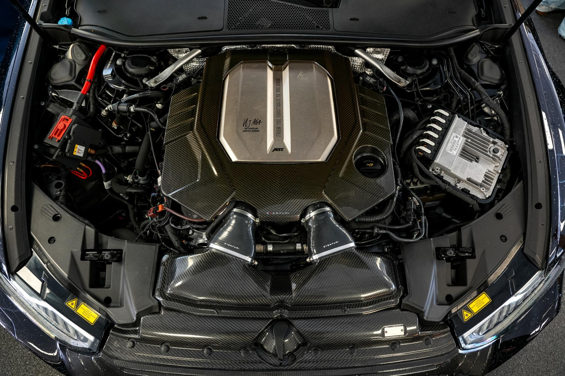 Audi A6 Avant RS 6 TFSI quattro 2019 Mythoszwart metallic 50