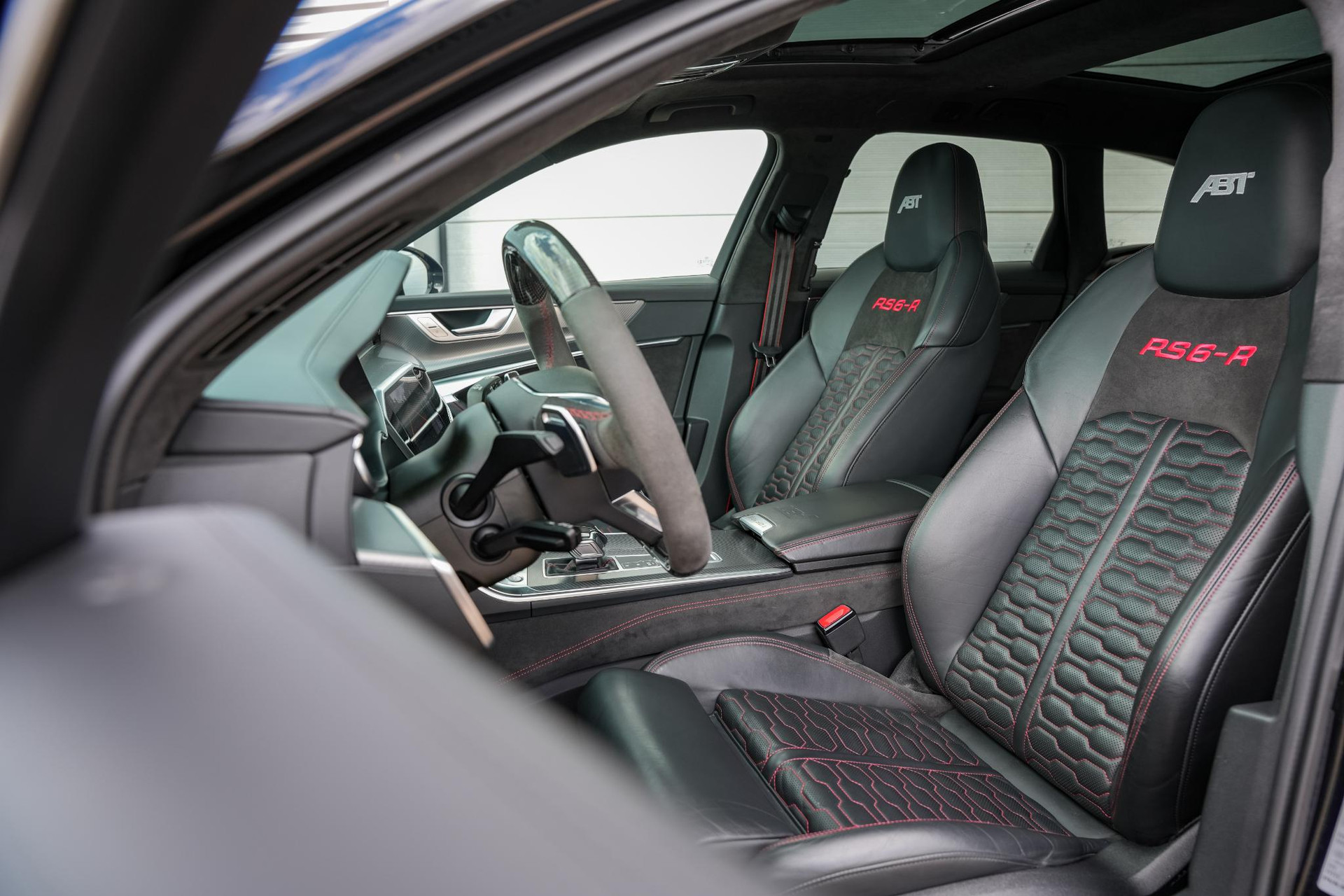 Audi A6 Avant RS 6 TFSI quattro 2019 Mythoszwart metallic 8