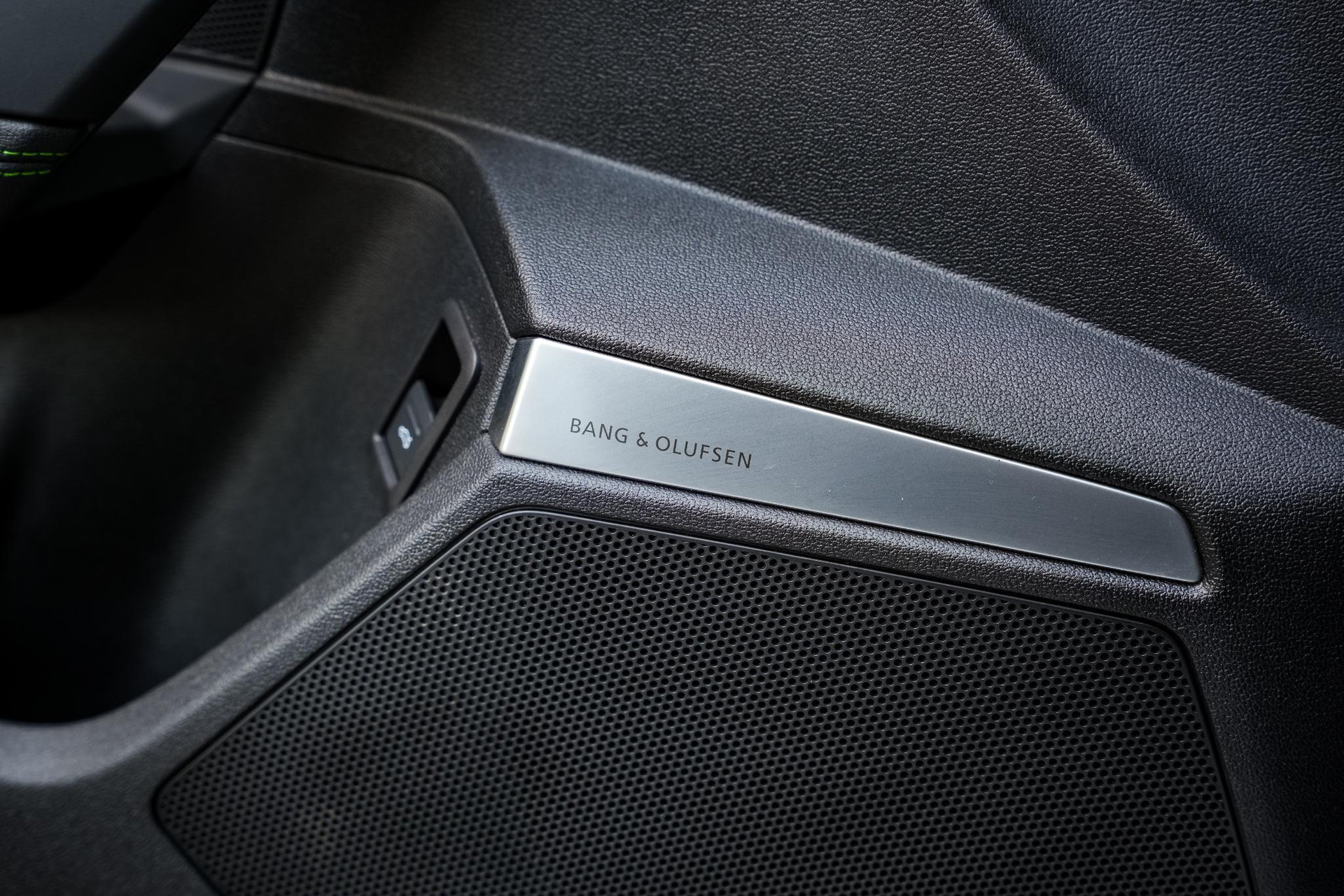 Audi RS3 Limousine 2.5 TFSI RS 3 quattro 2023 Mauritius blue pearl effect (2Y) 33