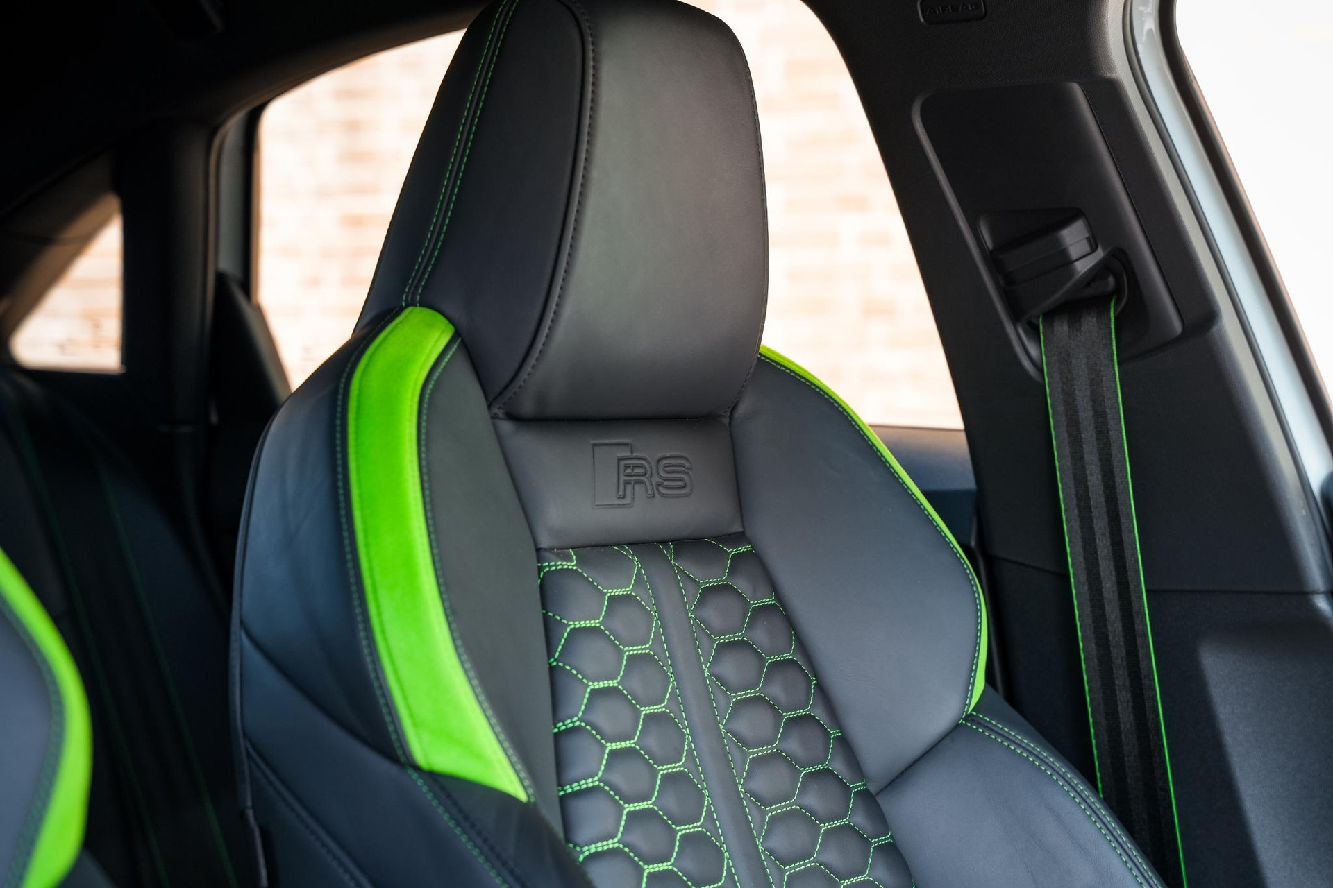 Audi RS3 Limousine 2.5 TFSI RS 3 quattro 2023 Mauritius blue pearl effect (2Y) 35