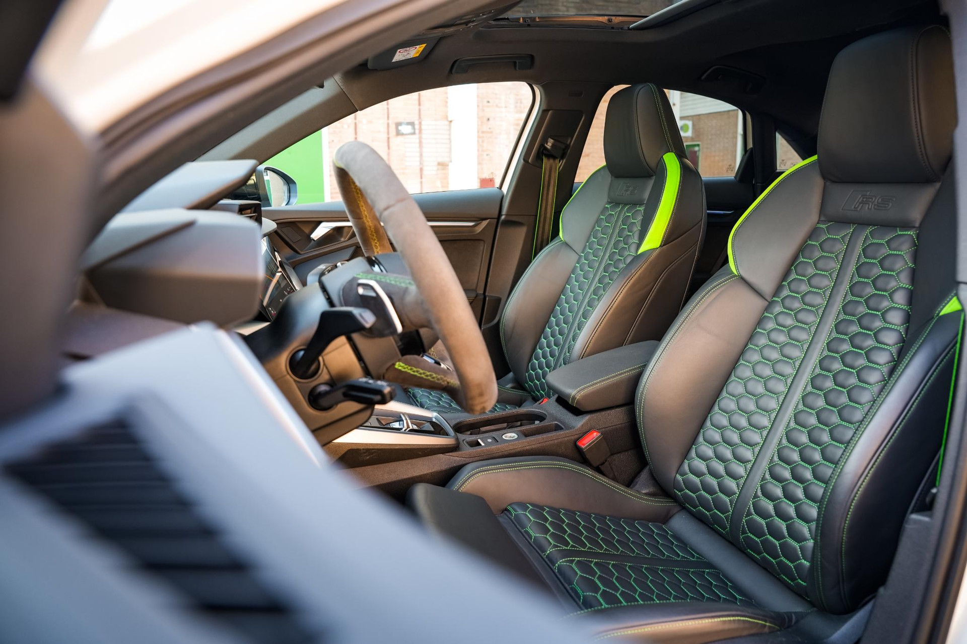 Audi RS3 Limousine 2.5 TFSI RS 3 quattro 2023 Mauritius blue pearl effect (2Y) 38