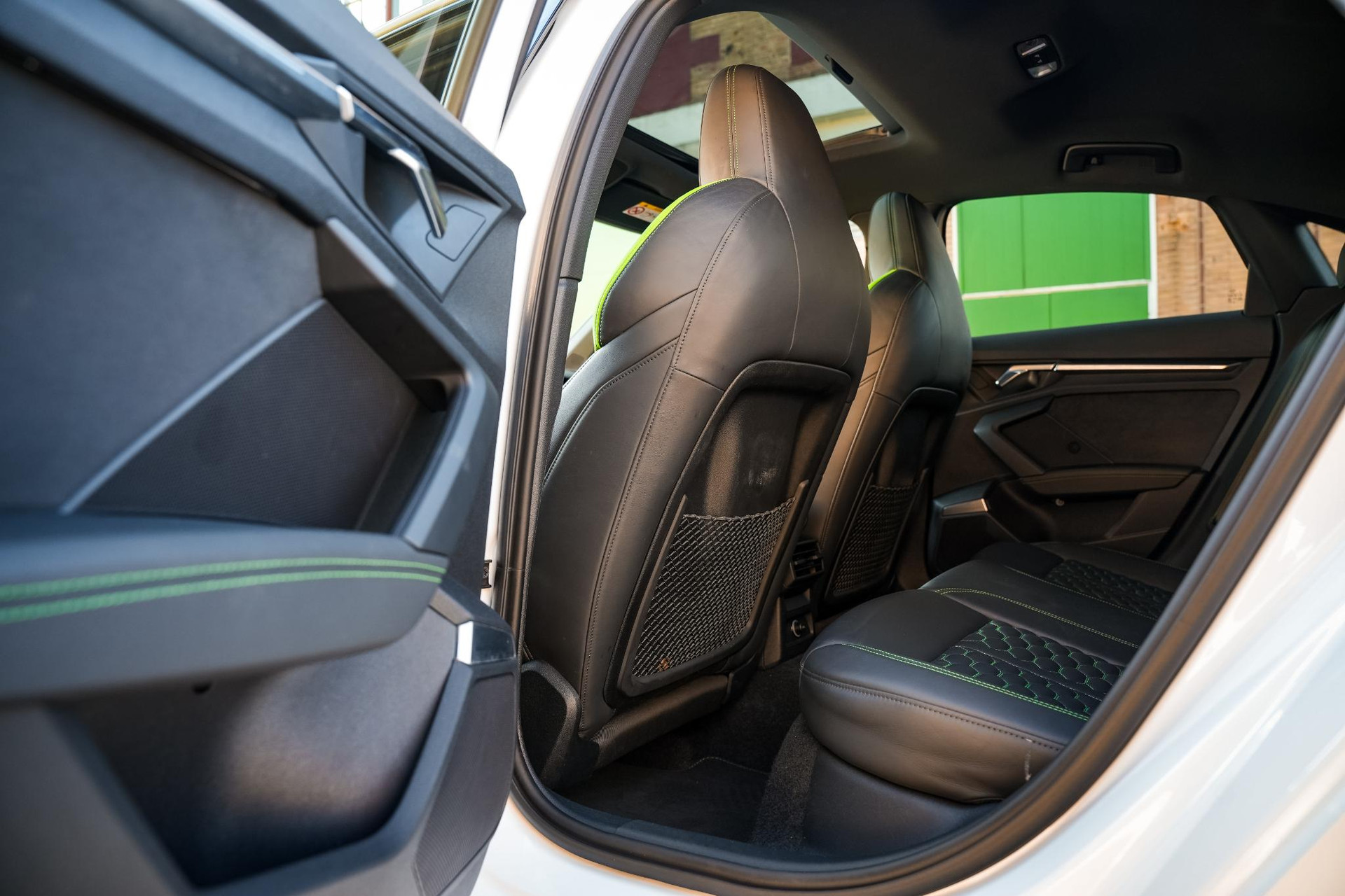 Audi RS3 Limousine 2.5 TFSI RS 3 quattro 2023 Mauritius blue pearl effect (2Y) 41