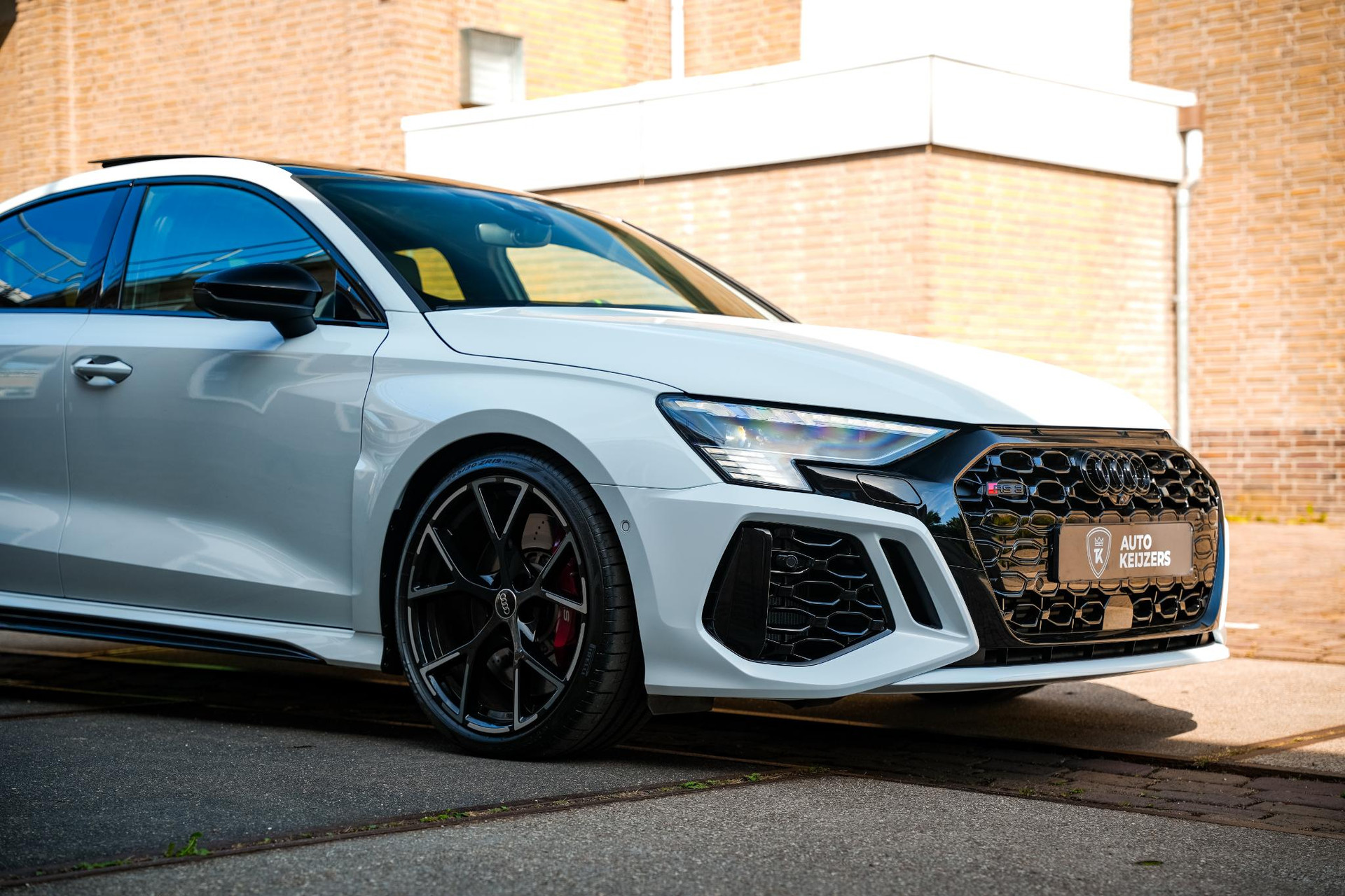 Audi RS3 Limousine 2.5 TFSI RS 3 quattro 2023 Mauritius blue pearl effect (2Y) 7