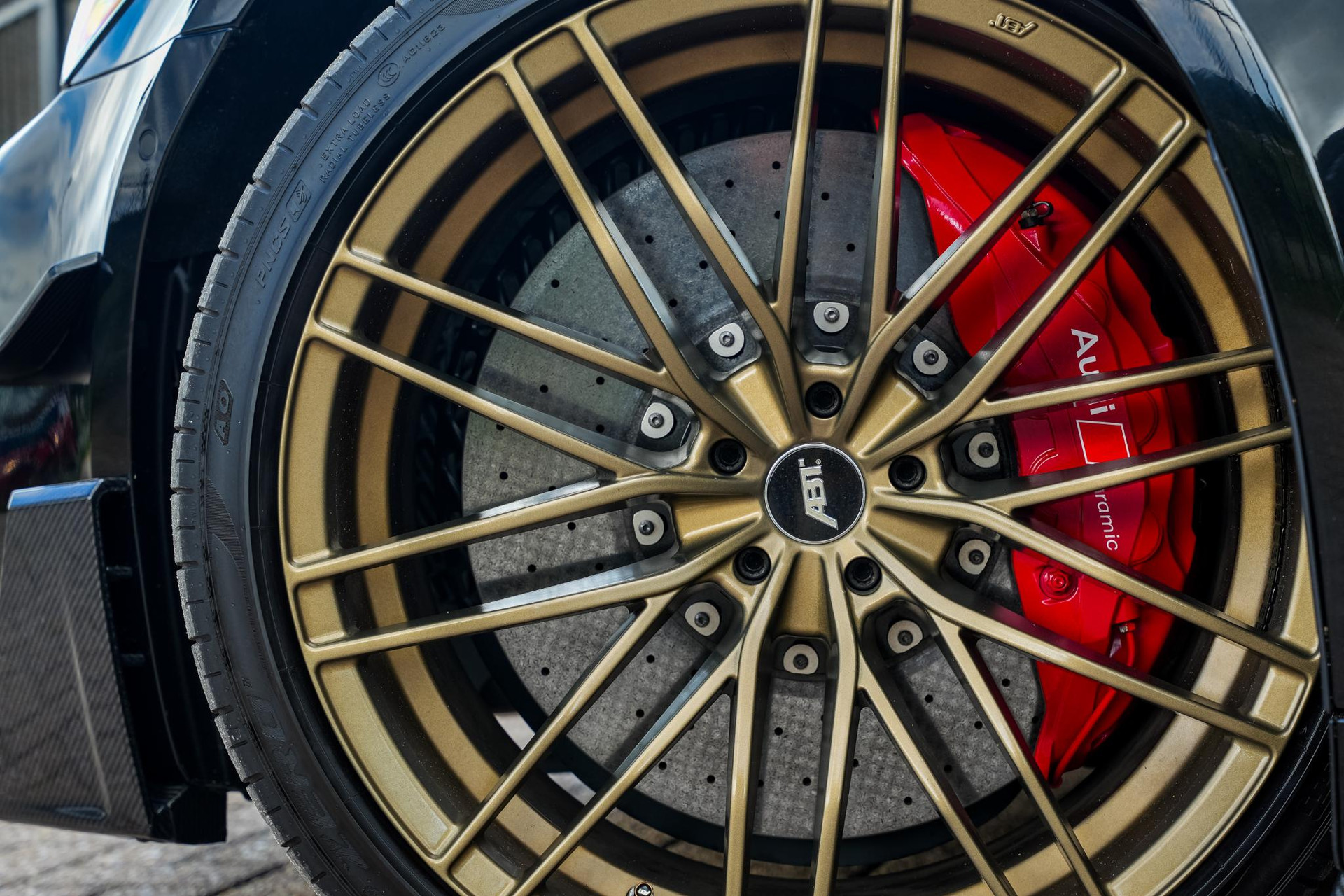 Audi RS6 Avant RS 6 TFSI quattro 2019 Mythoszwart metallic 46