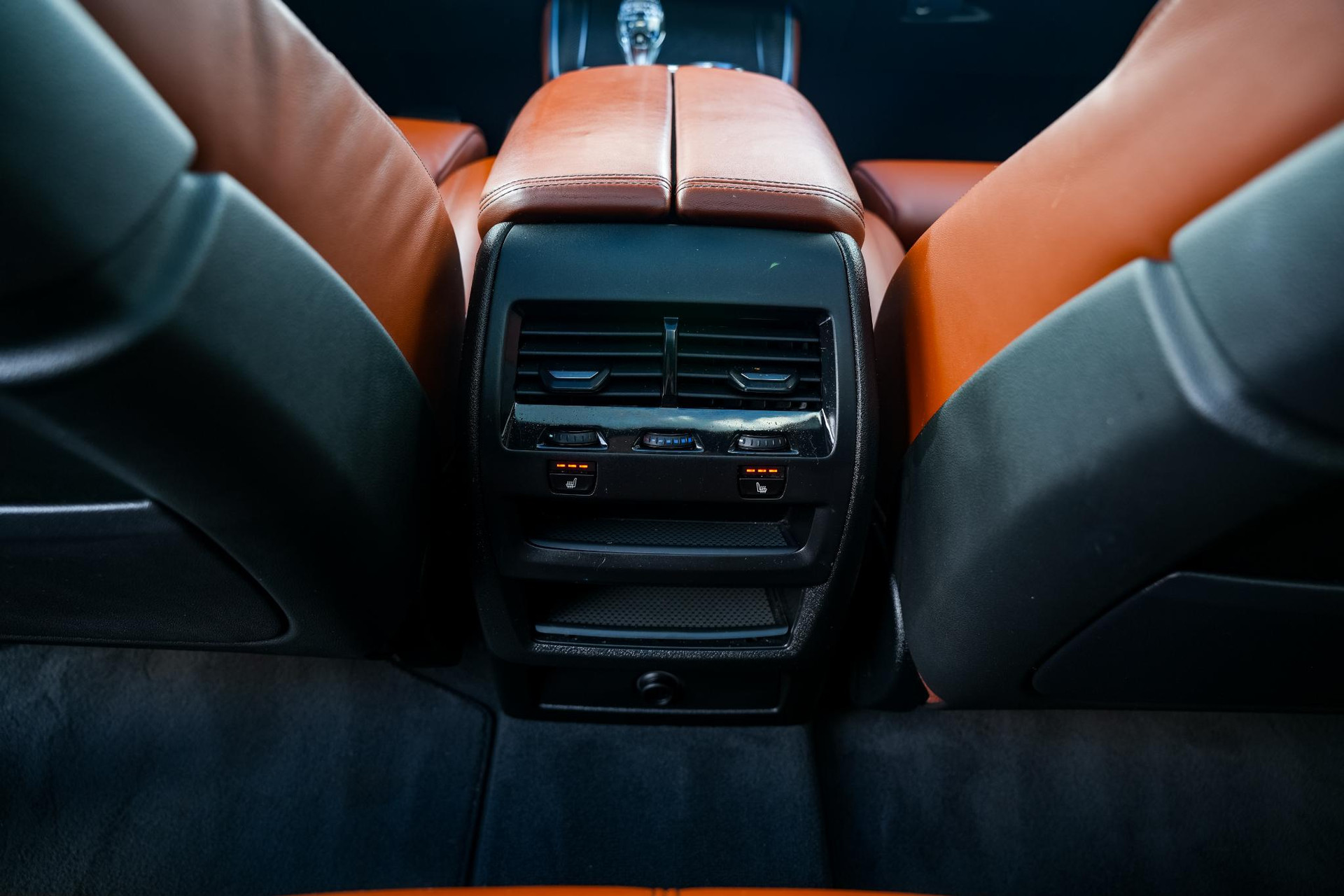 BMW X5 xDrive45e High Executive 2021 Saphirschwarz metallic 32