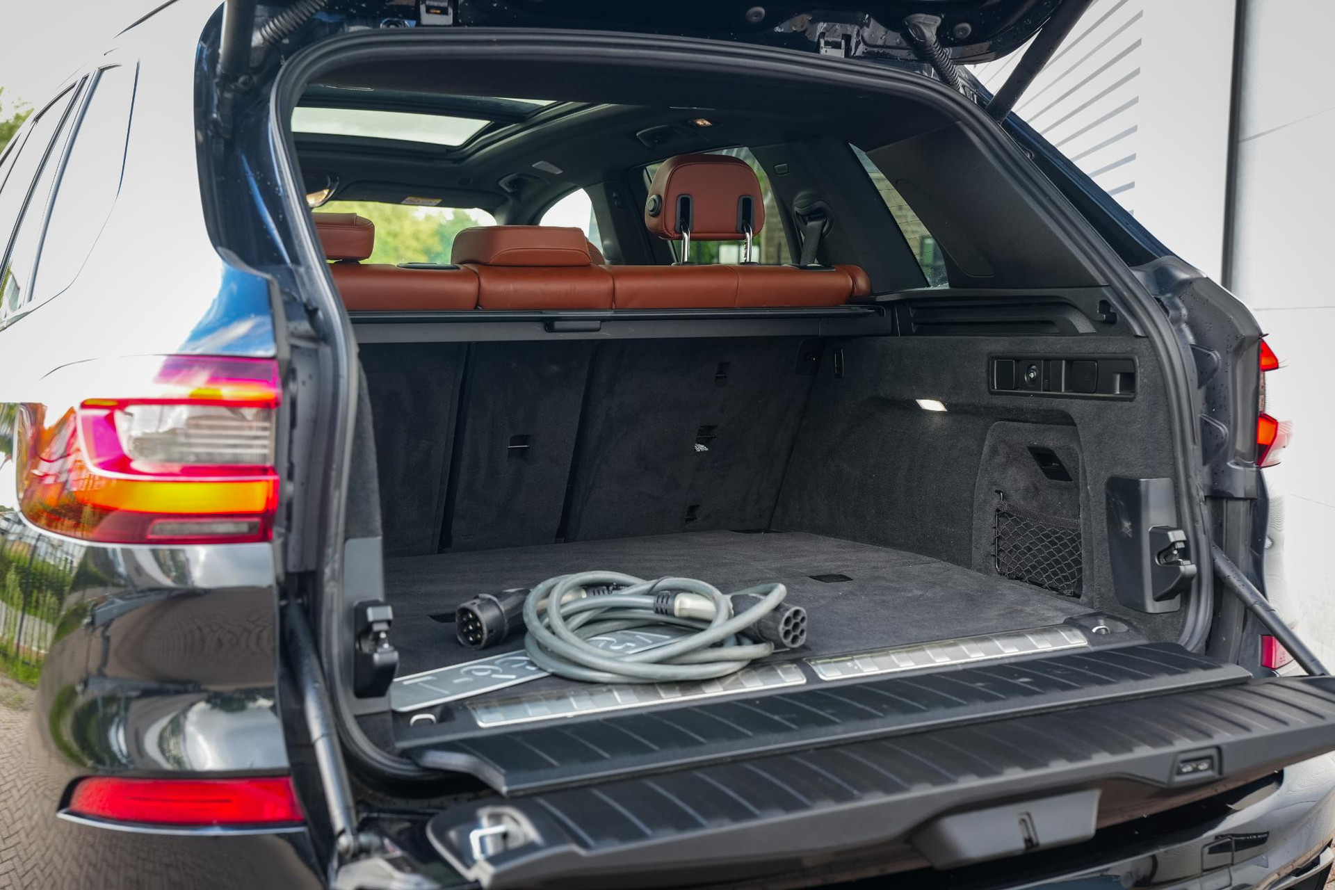 BMW X5 xDrive45e High Executive 2021 Saphirschwarz metallic 33