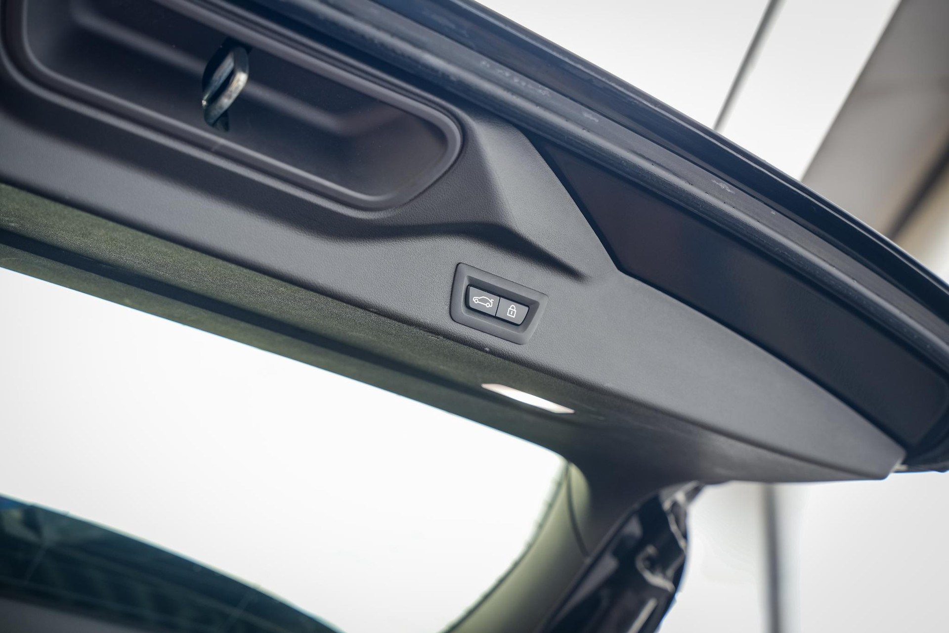 BMW X5 xDrive45e High Executive 2021 Saphirschwarz metallic 34