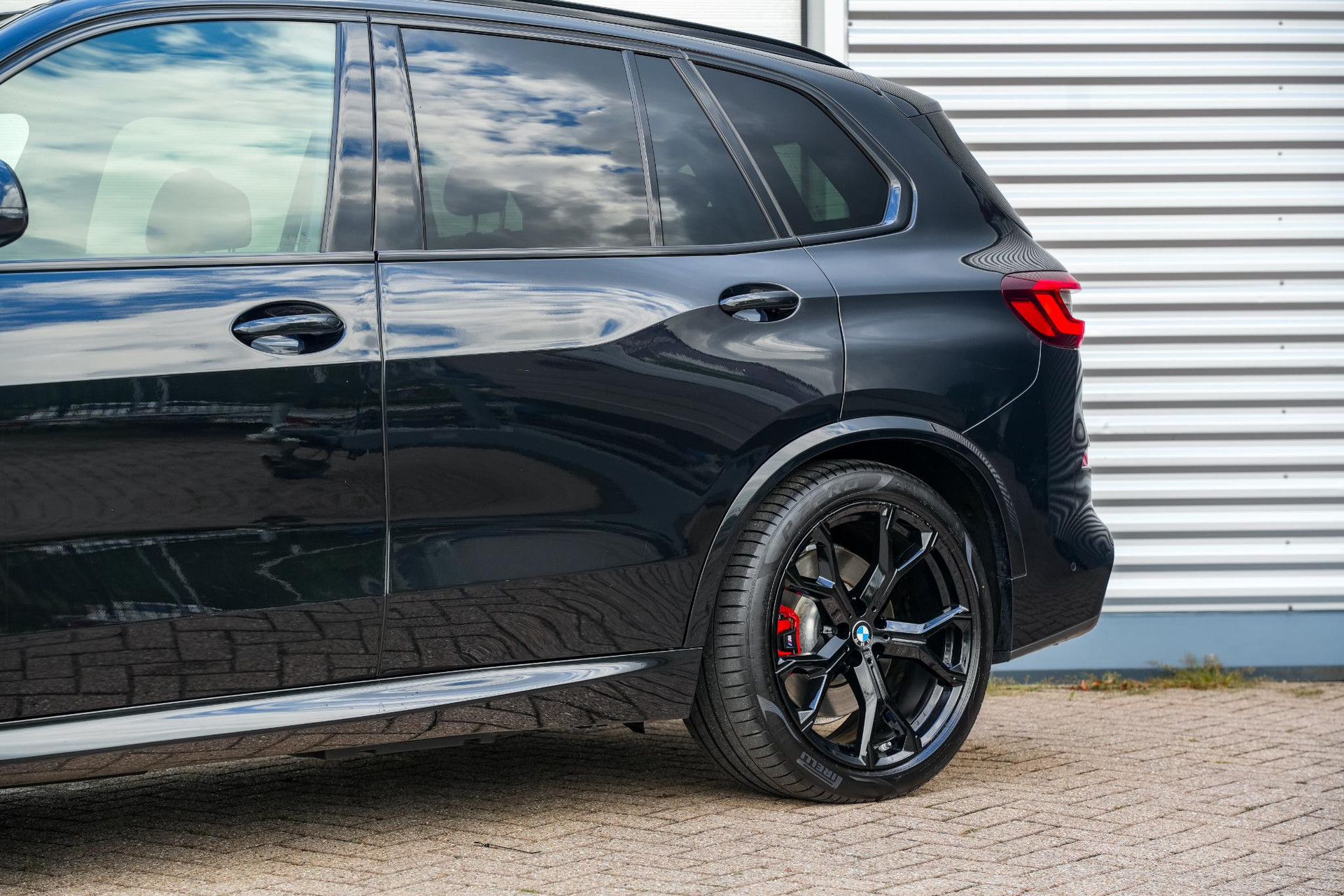 BMW X5 xDrive45e High Executive 2021 Saphirschwarz metallic 37