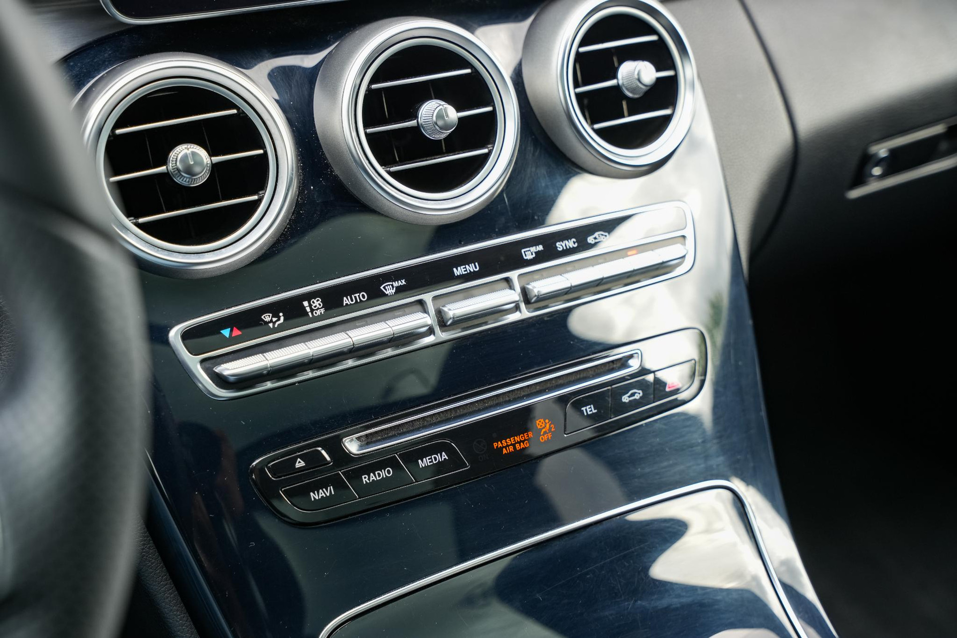 Mercedes-Benz C-Klasse 200 Prestige 2014 TENORITE GRAY METALLIC PAINT (755U) 17