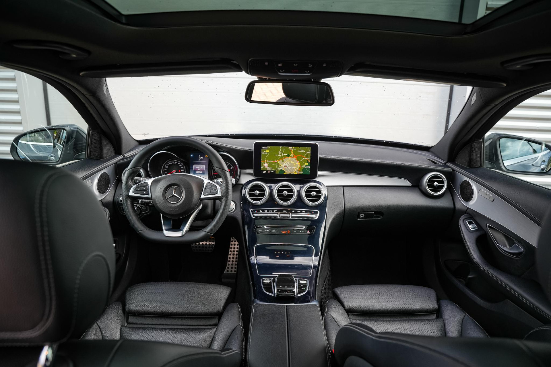 Mercedes-Benz C-Klasse 200 Prestige 2014 TENORITE GRAY METALLIC PAINT (755U) 2