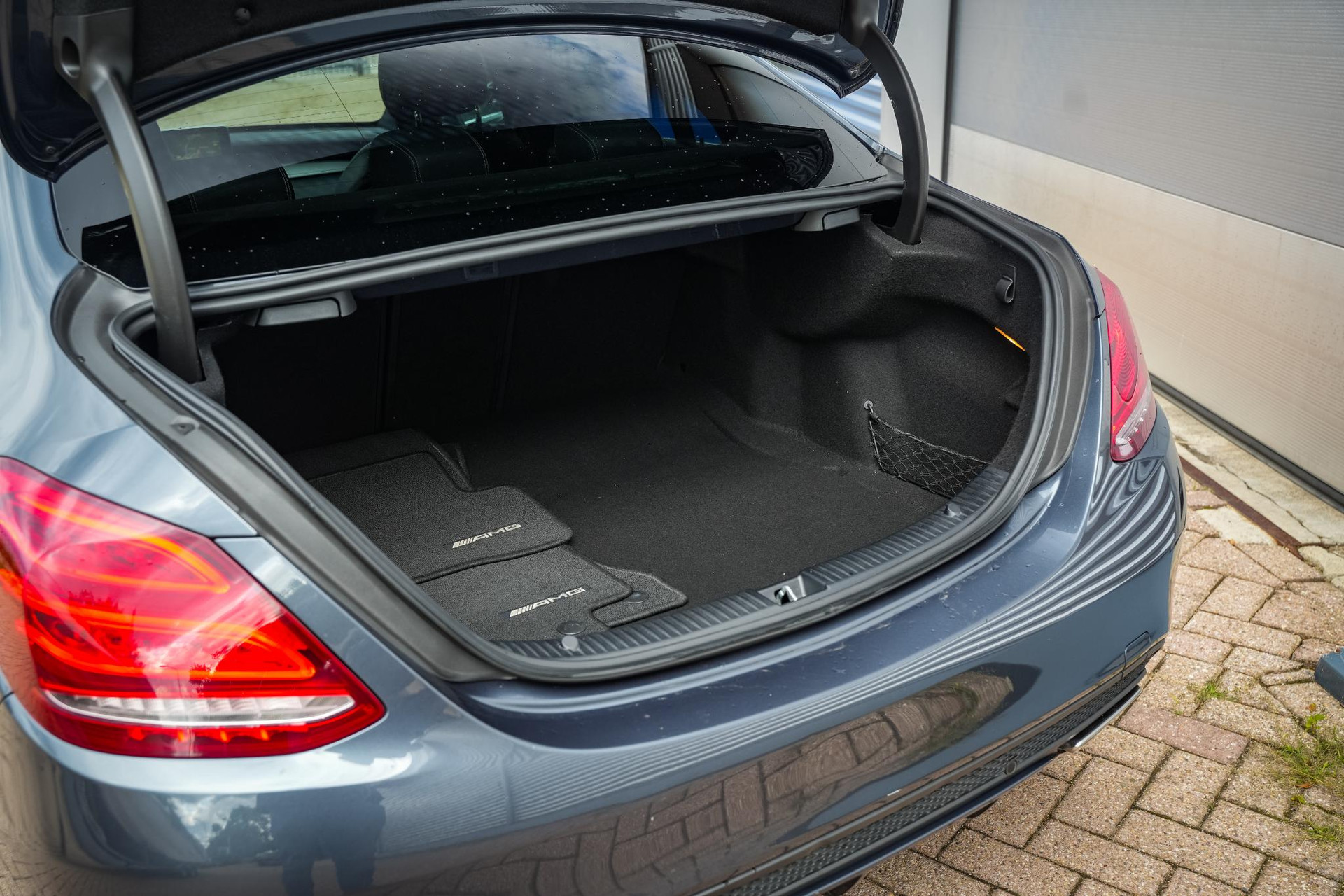 Mercedes-Benz C-Klasse 200 Prestige 2014 TENORITE GRAY METALLIC PAINT (755U) 27