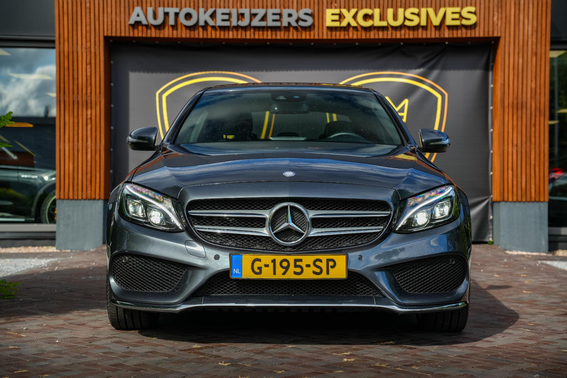 Mercedes-Benz C-Klasse 200 Prestige 2014 TENORITE GRAY METALLIC PAINT (755U) 3