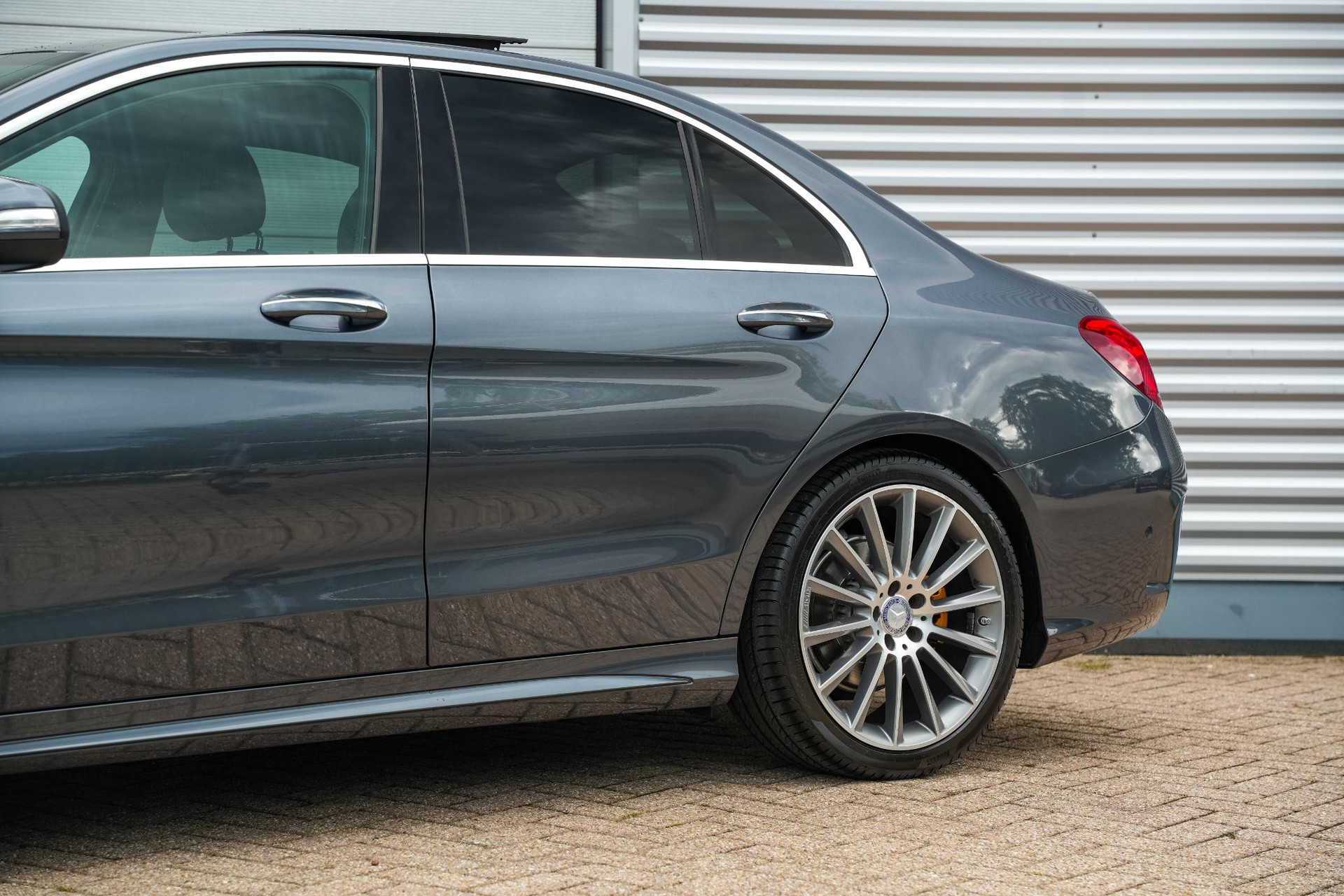 Mercedes-Benz C-Klasse 200 Prestige 2014 TENORITE GRAY METALLIC PAINT (755U) 31