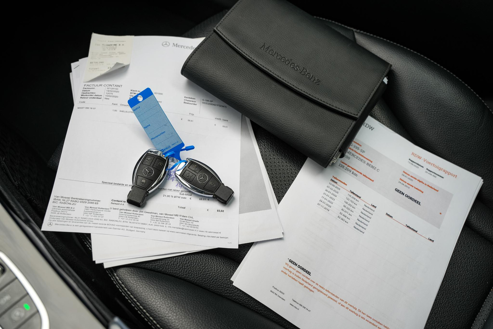 Mercedes-Benz C-Klasse 200 Prestige 2014 TENORITE GRAY METALLIC PAINT (755U) 33