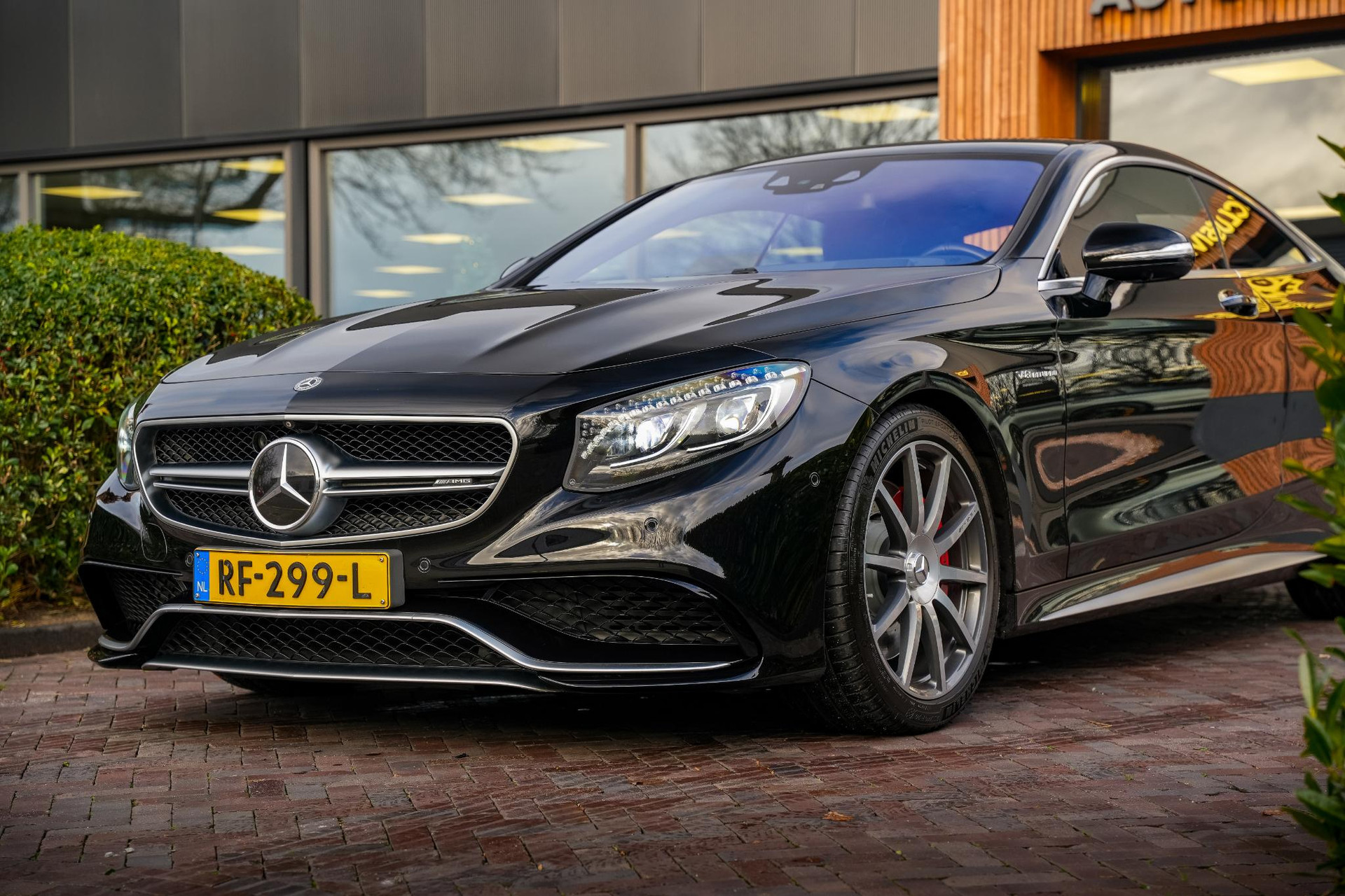 Mercedes-Benz S-Klasse Coupé AMG 63 4Matic 2017  13