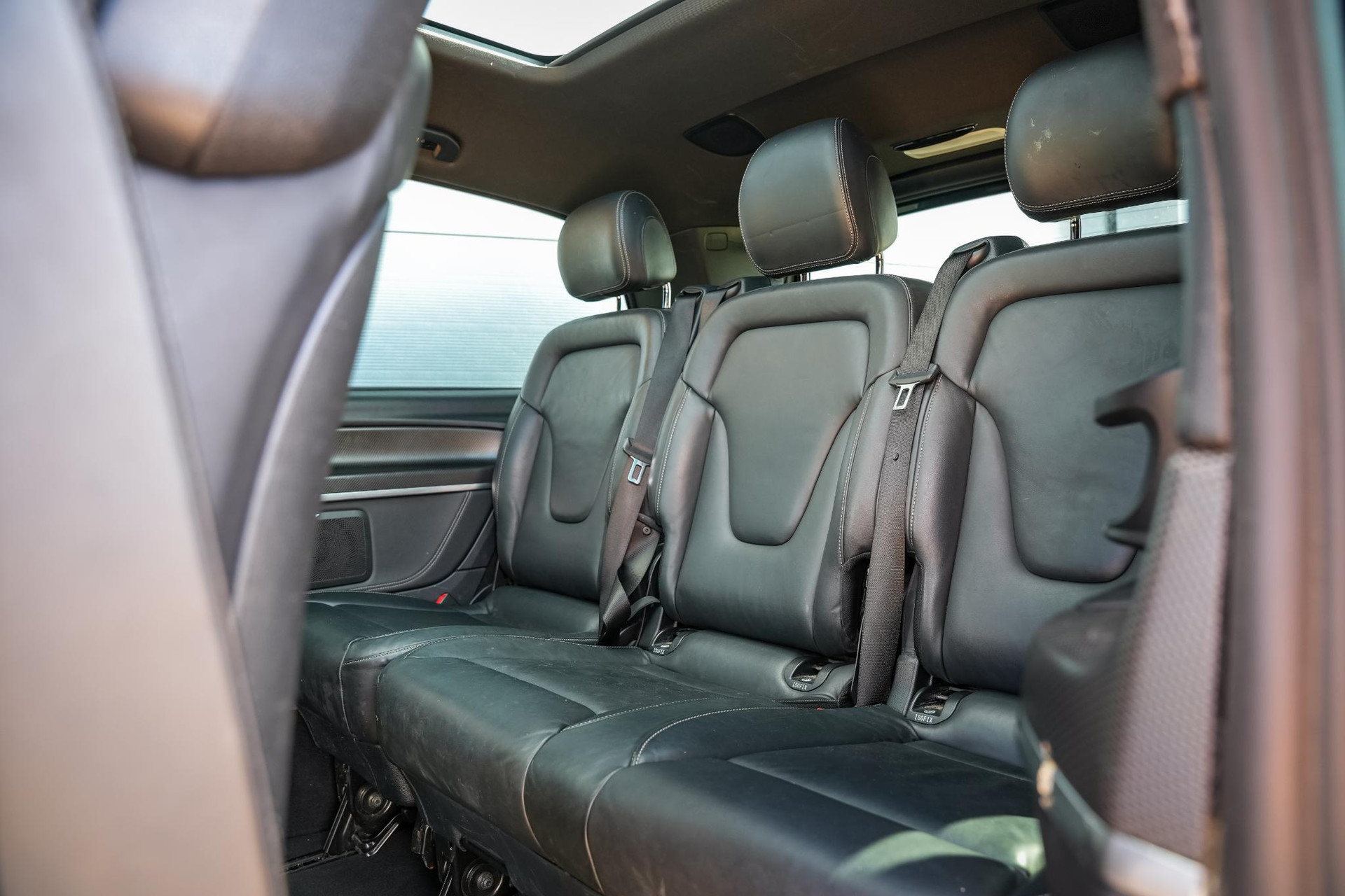 Mercedes-Benz V-Klasse 250d 4-MATIC Lang Exclusive 2016 - 28