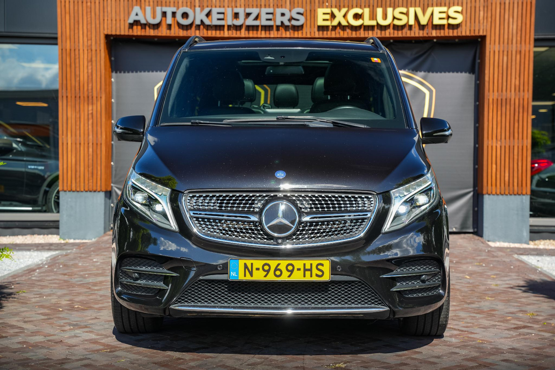Mercedes-Benz V-Klasse 250d 4-MATIC Lang Exclusive 2016 - 3