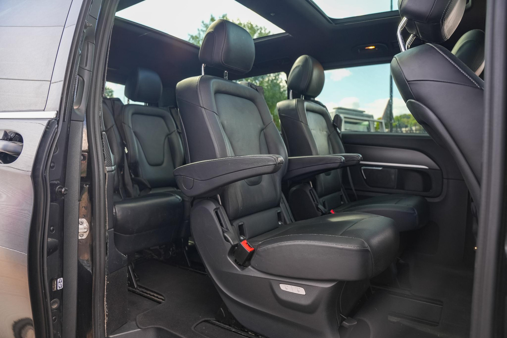 Mercedes-Benz V-Klasse 250d 4-MATIC Lang Exclusive 2016 - 31