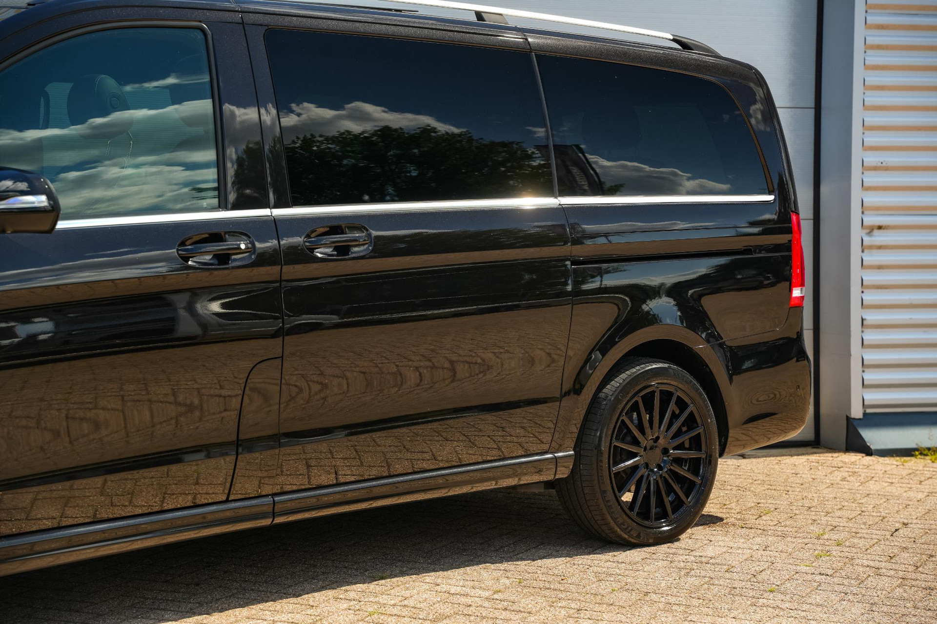 Mercedes-Benz V-Klasse 250d 4-MATIC Lang Exclusive 2016 - 37