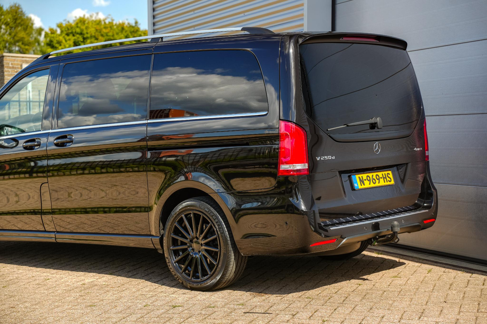 Mercedes-Benz V-Klasse 250d 4-MATIC Lang Exclusive 2016 - 38