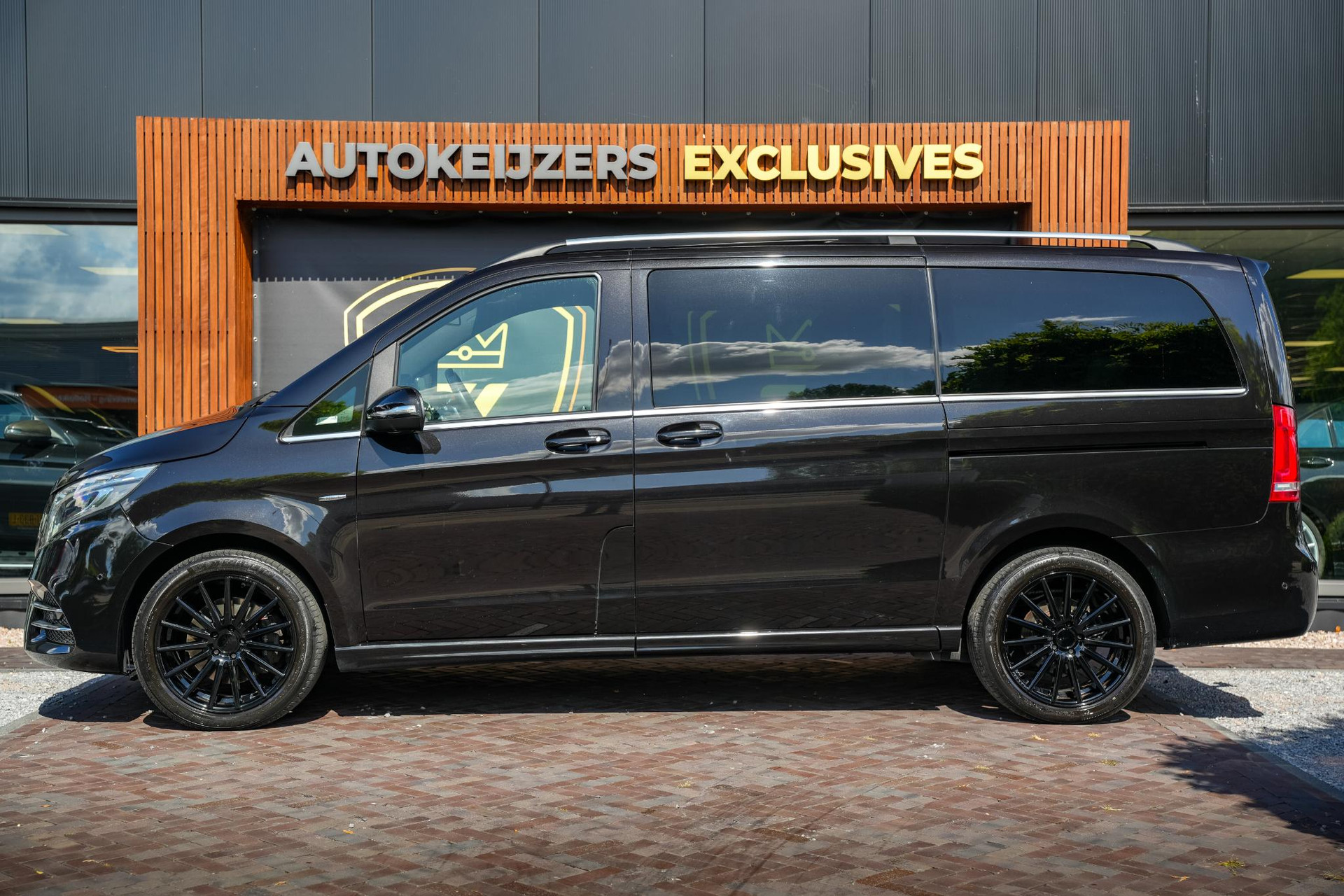 Mercedes-Benz V-Klasse 250d 4-MATIC Lang Exclusive 2016 - 5