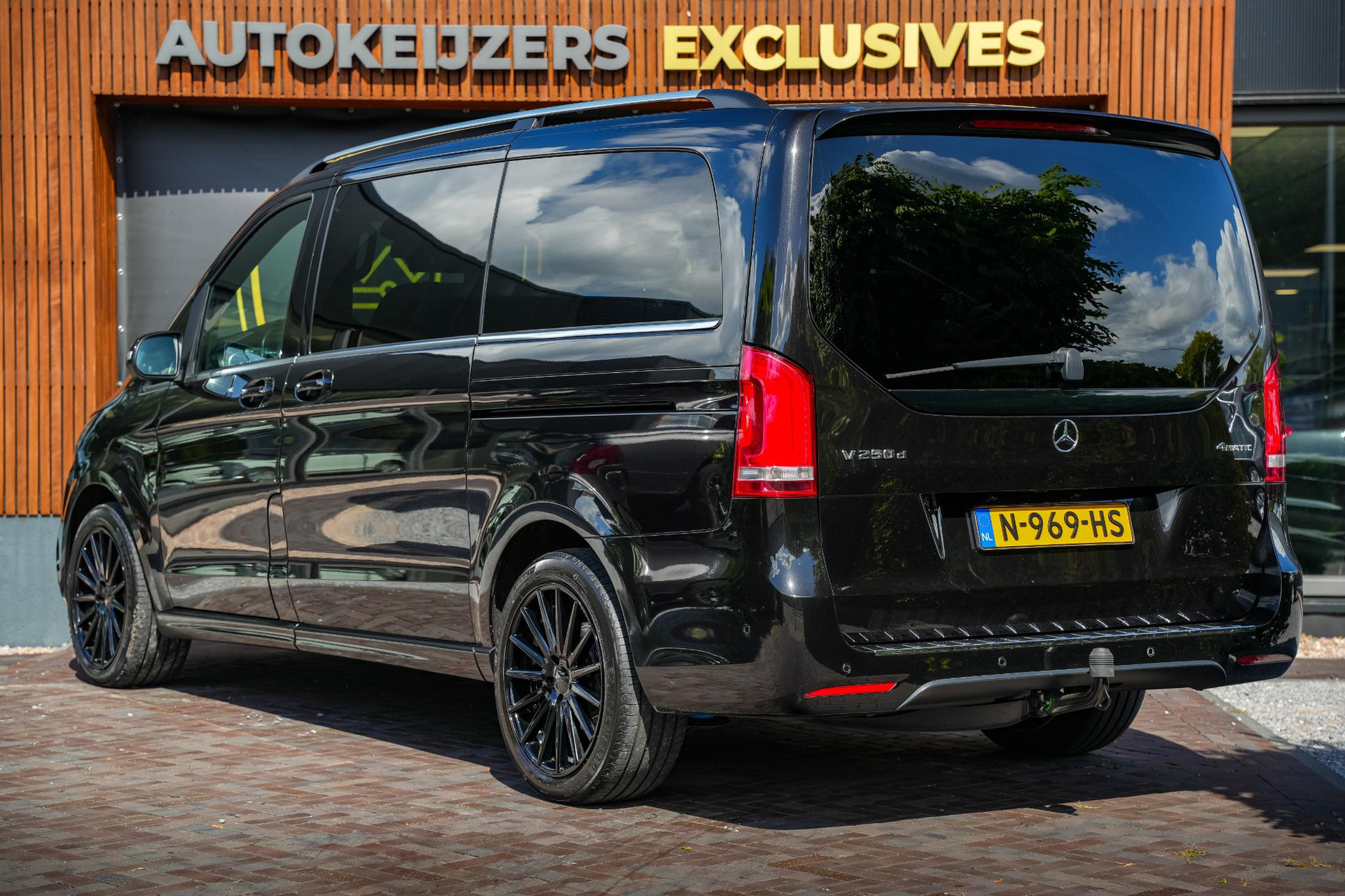 Mercedes-Benz V-Klasse 250d 4-MATIC Lang Exclusive 2016 - 9