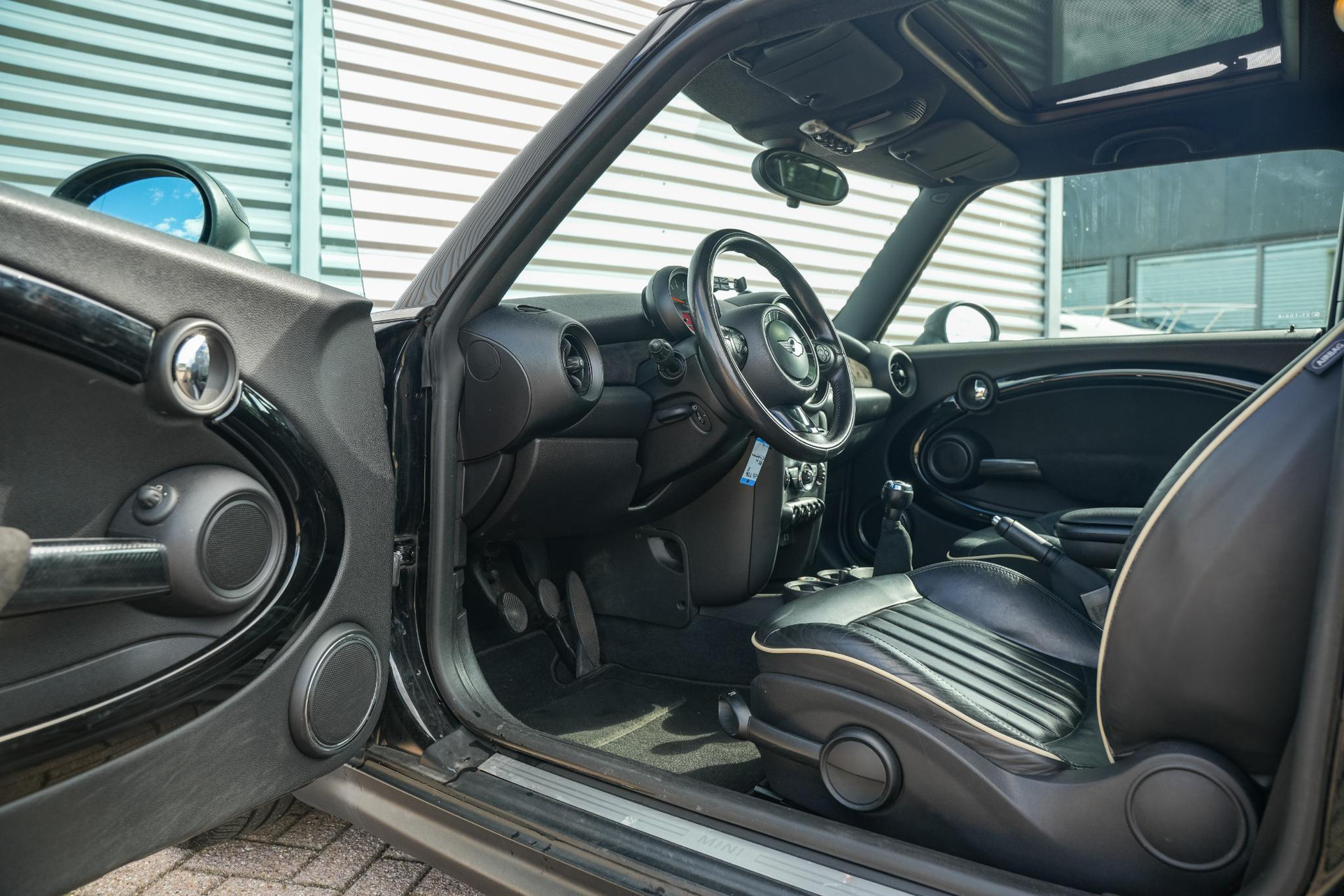 MINI Clubman 1.6 One Business Line 2012 Midnight black metallic 2