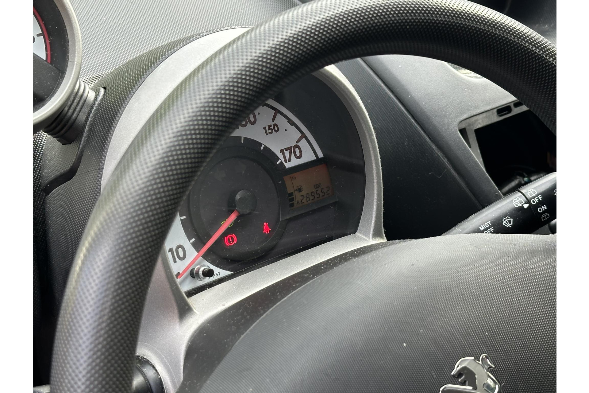 Peugeot 107 1.0 Active 2012 PLUM PAINT (KPH) 5