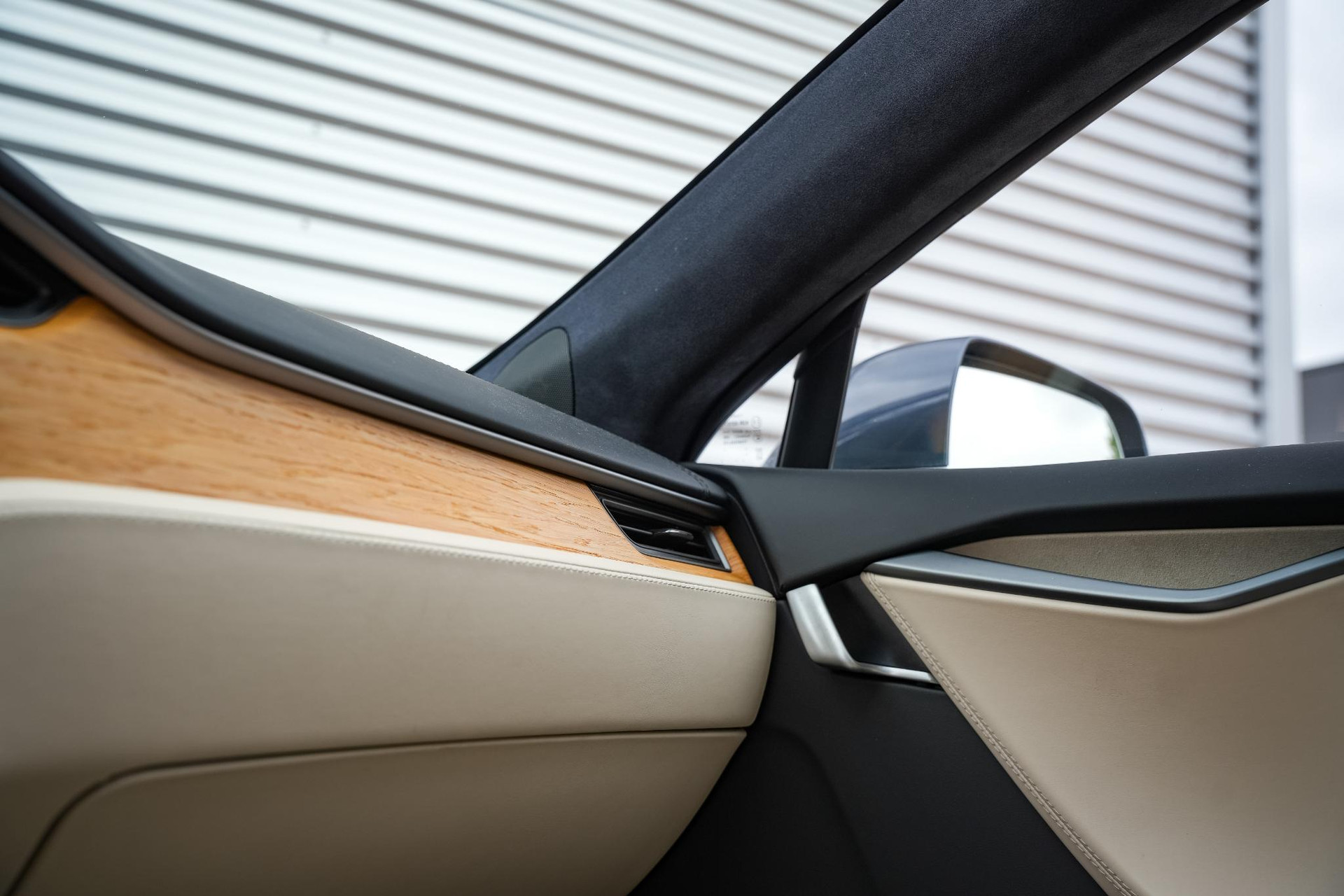 Tesla Model S Long Range 2019  21