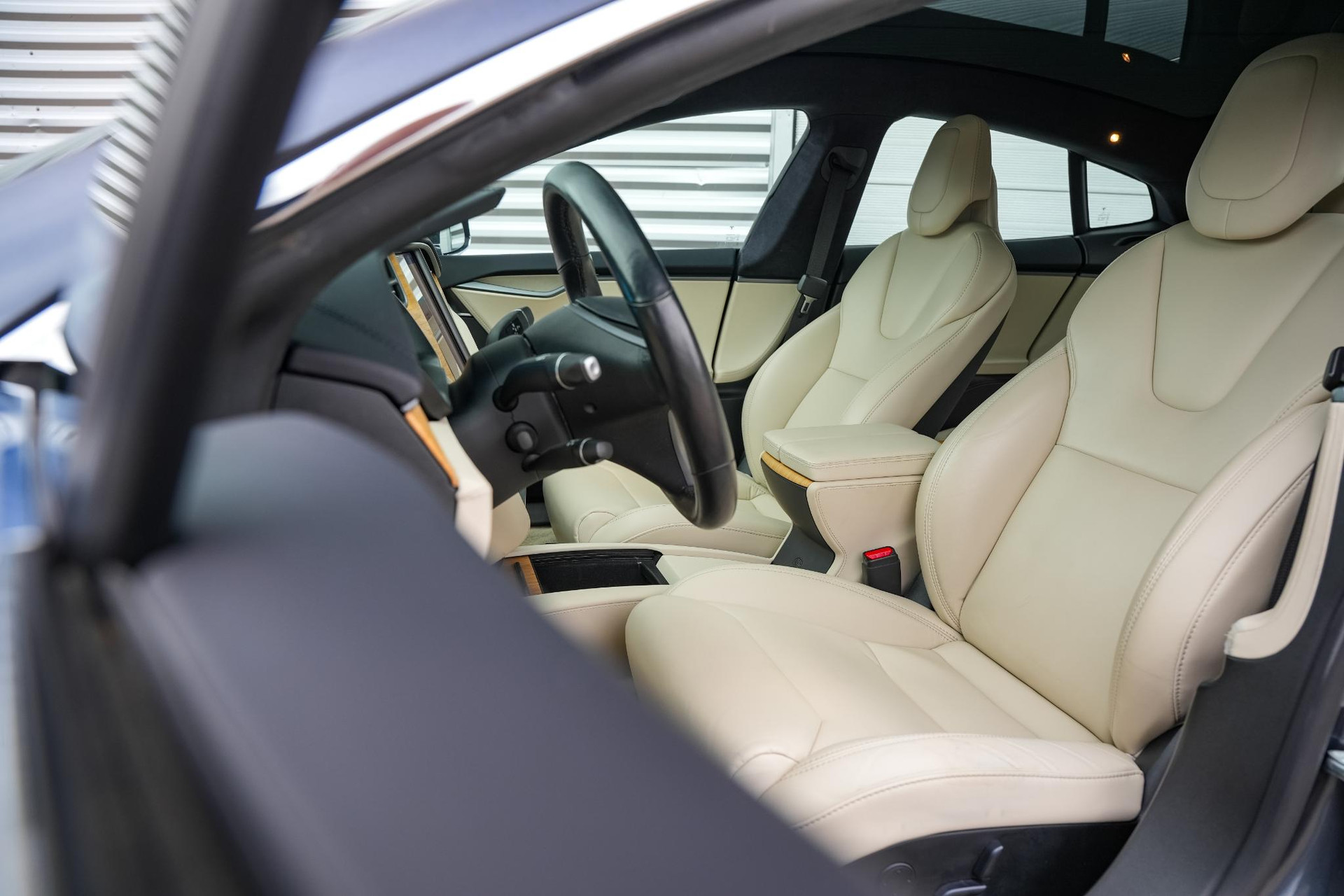 Tesla Model S Long Range 2019  8