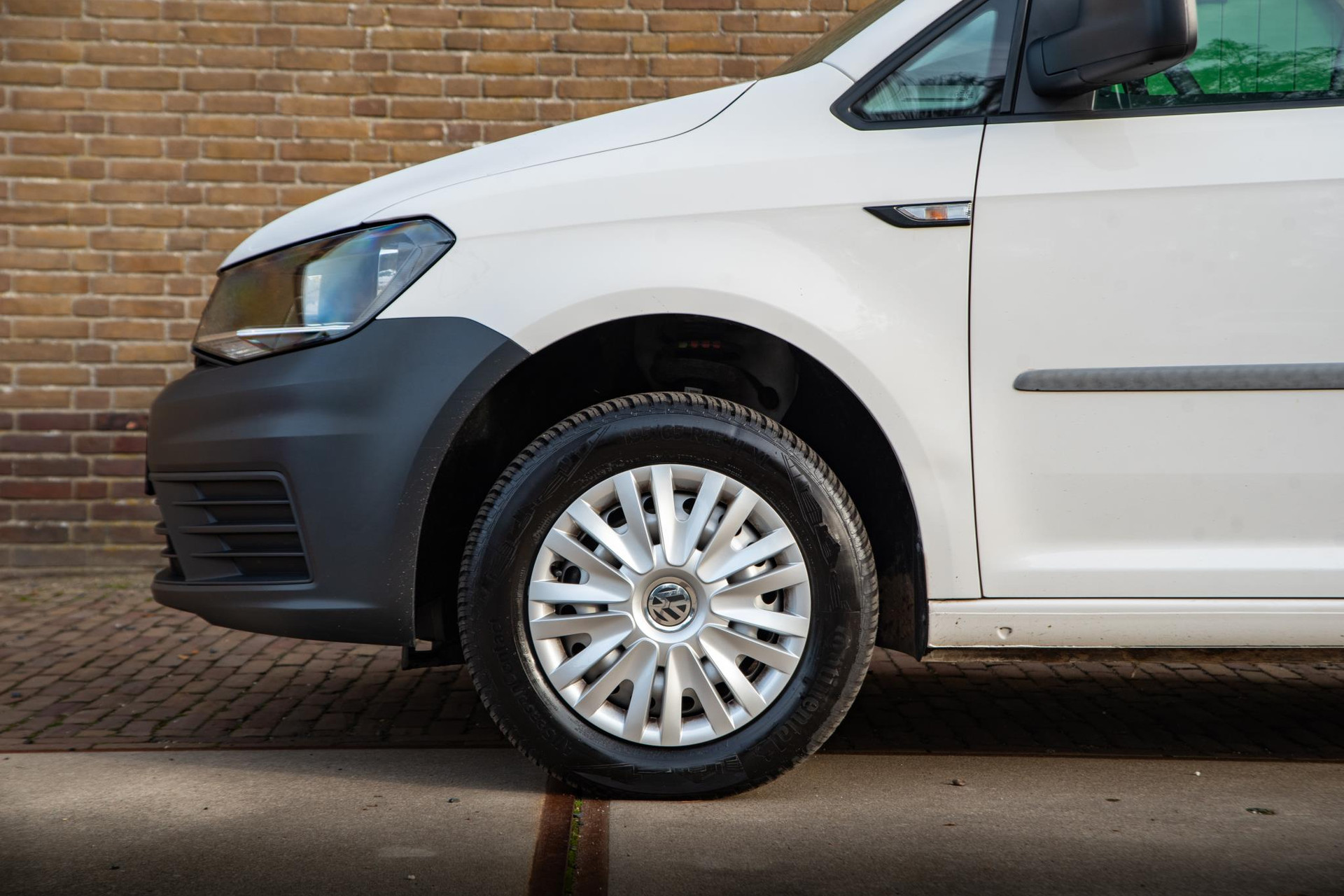 Volkswagen Caddy 1.4 TGI EcoFuel Maxi 2019 Candy white 12