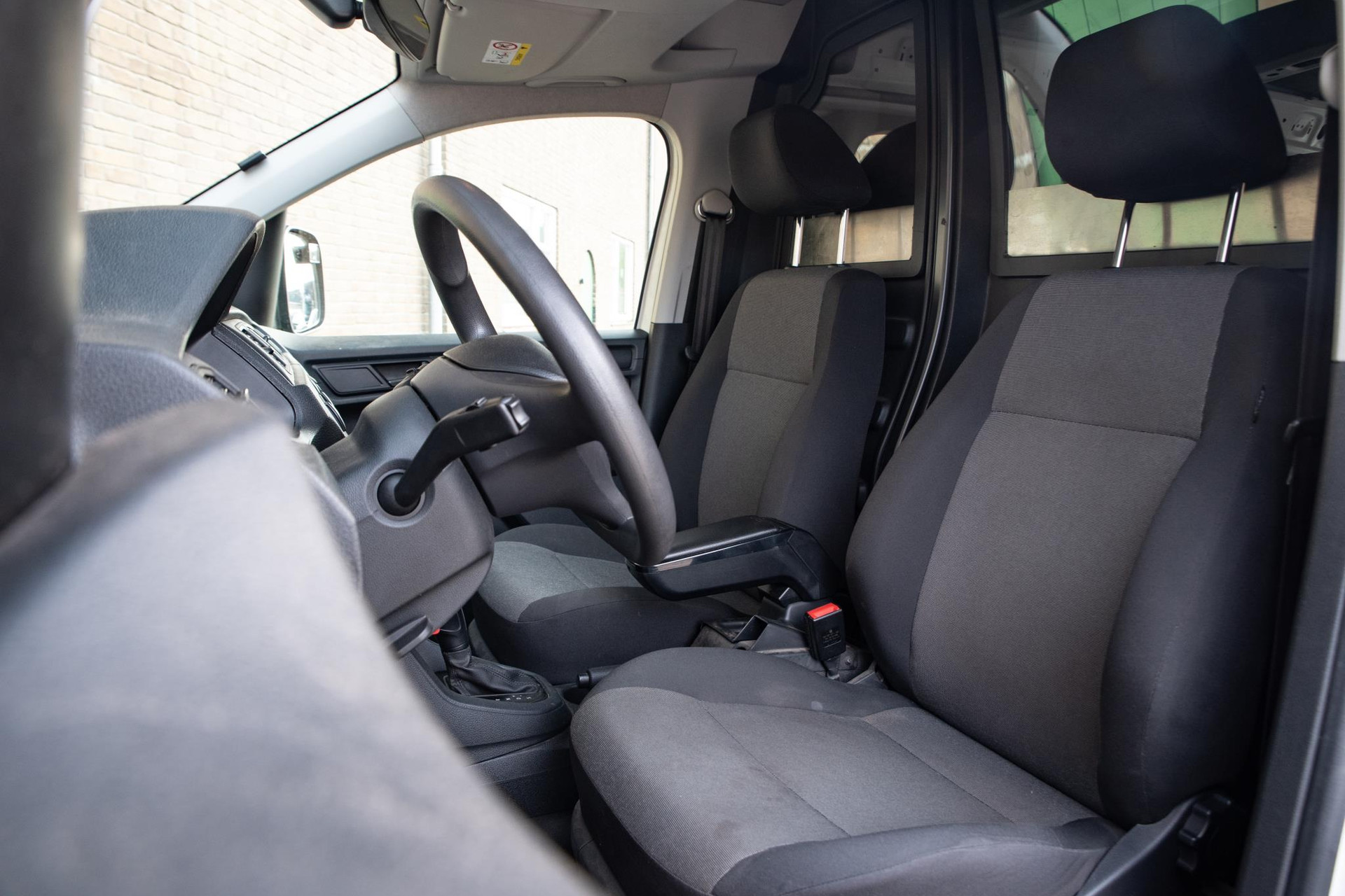 Volkswagen Caddy 1.4 TGI EcoFuel Maxi 2019 Candy white 8