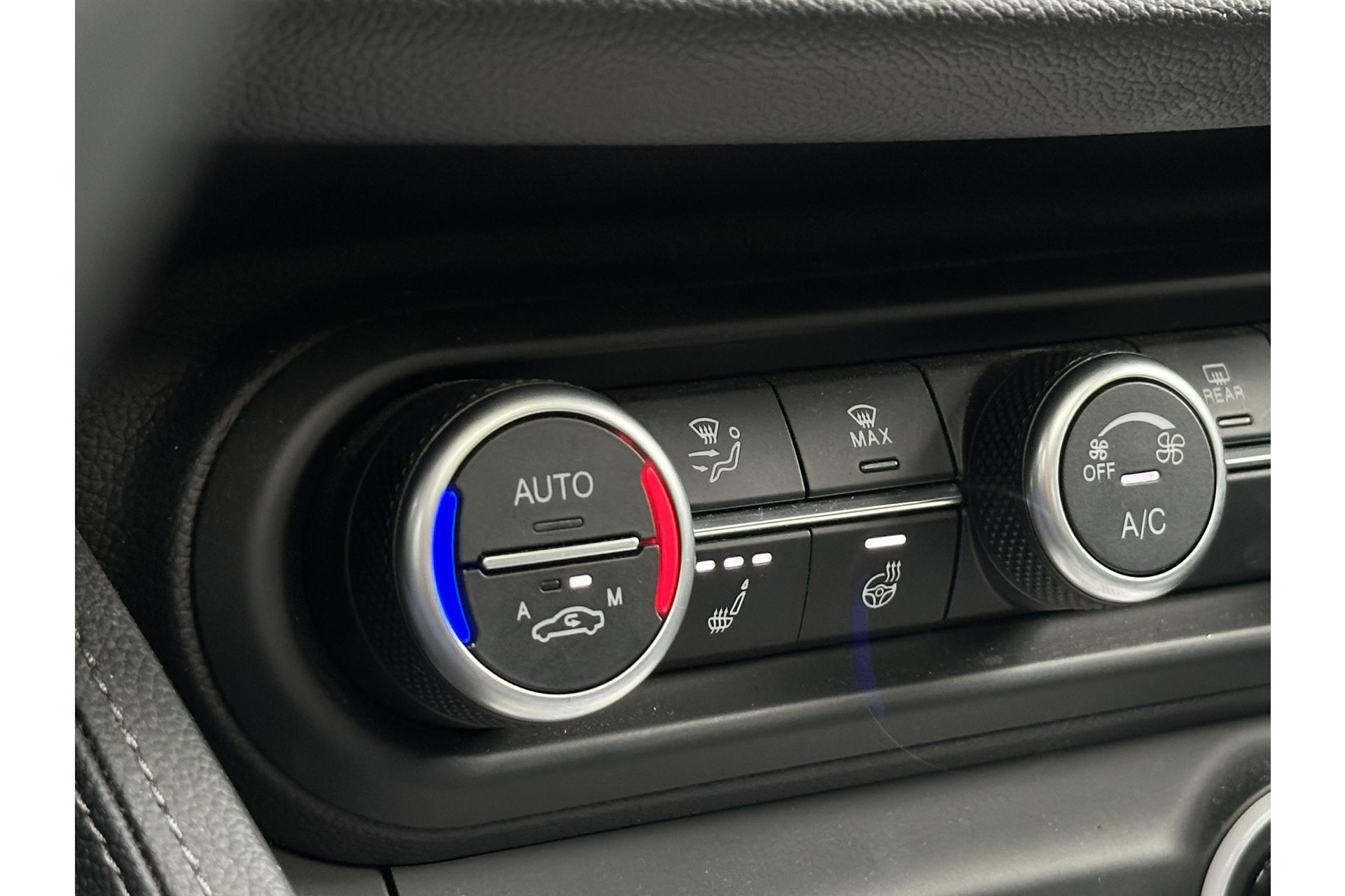 Alfa Romeo Stelvio 2.0 T AWD Veloce 2022  25