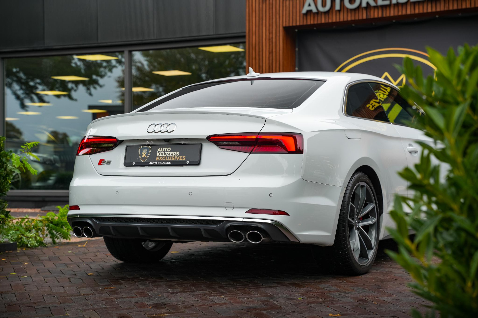 Audi A5 Coupé 3.0 TFSI S5 quattro Pro Line Plus 2017 Metallic glacier white (2Y) 11