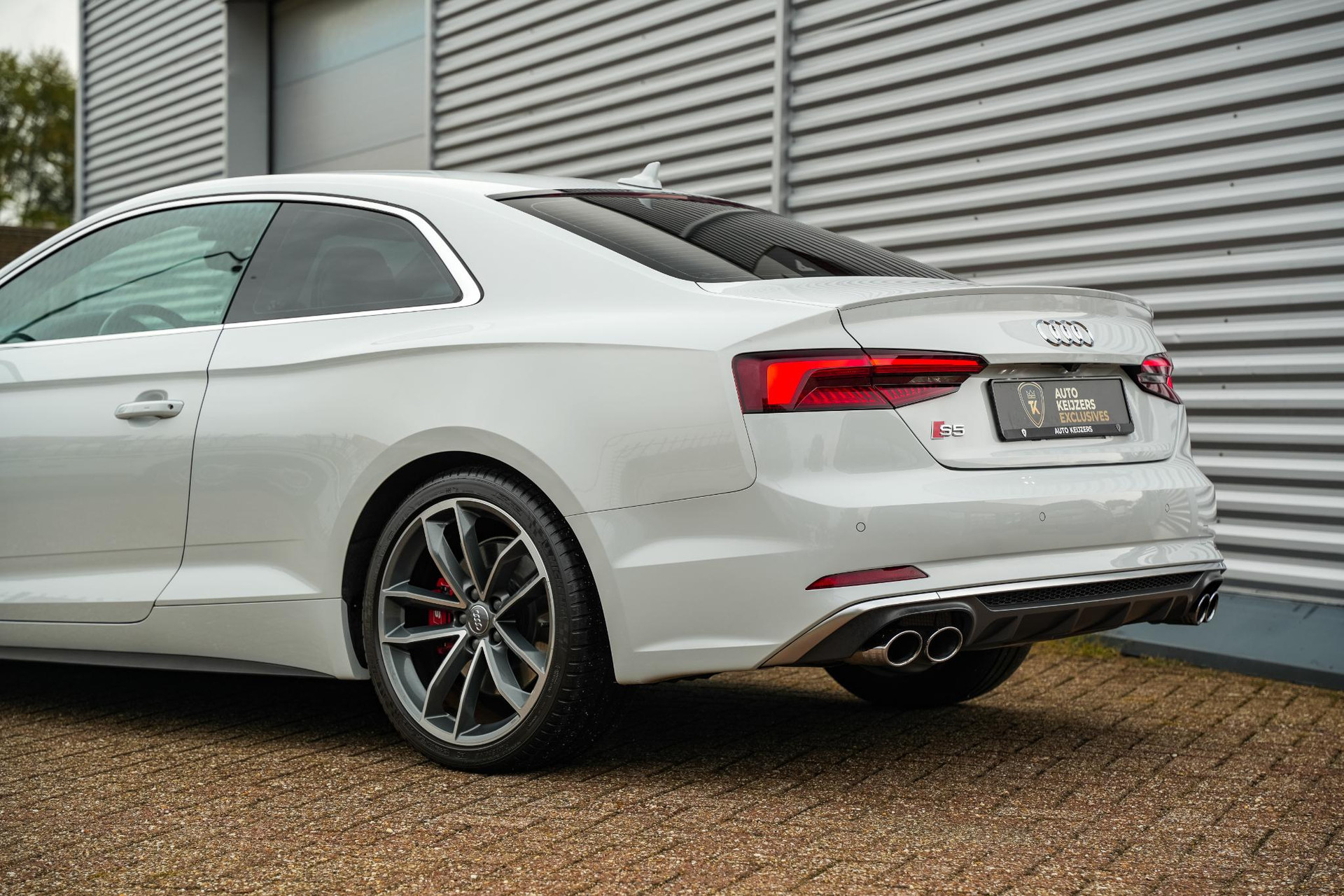 Audi A5 Coupé 3.0 TFSI S5 quattro Pro Line Plus 2017 Metallic glacier white (2Y) 33