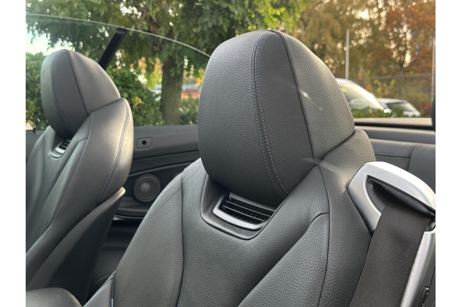 BMW 4 Serie Cabrio 430i High Executive 2020 BLACK SAPPHIRE METALLIC (475) 14