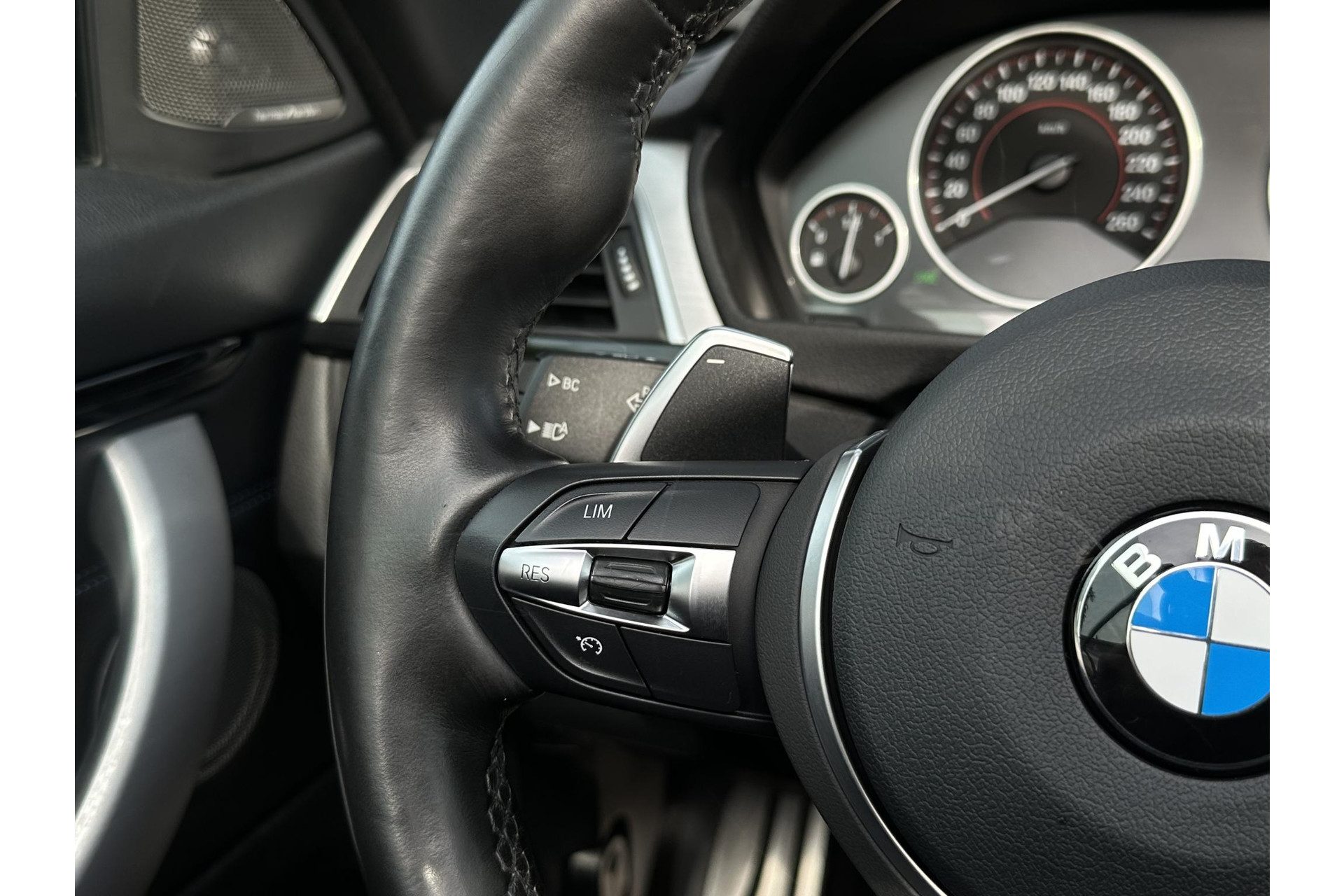 BMW 4 Serie Cabrio 430i High Executive 2020 BLACK SAPPHIRE METALLIC (475) 20